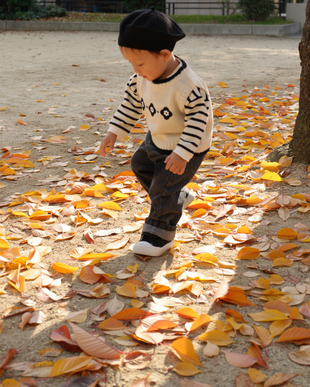 Monochrome Vintage Tile Knit Vest