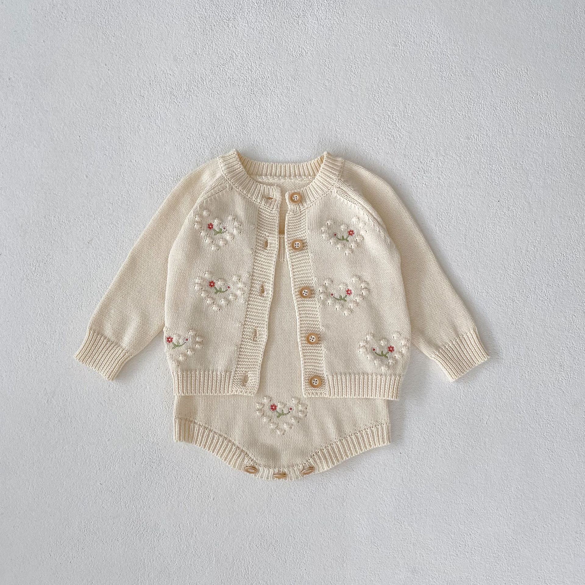 (予約商品)ポンポンハートニットカーディガン/サロペット【N3458】