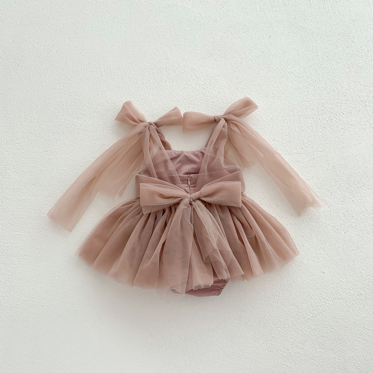 (予約商品)キャミソールワントーンリボンチュールワンピース【N3316】