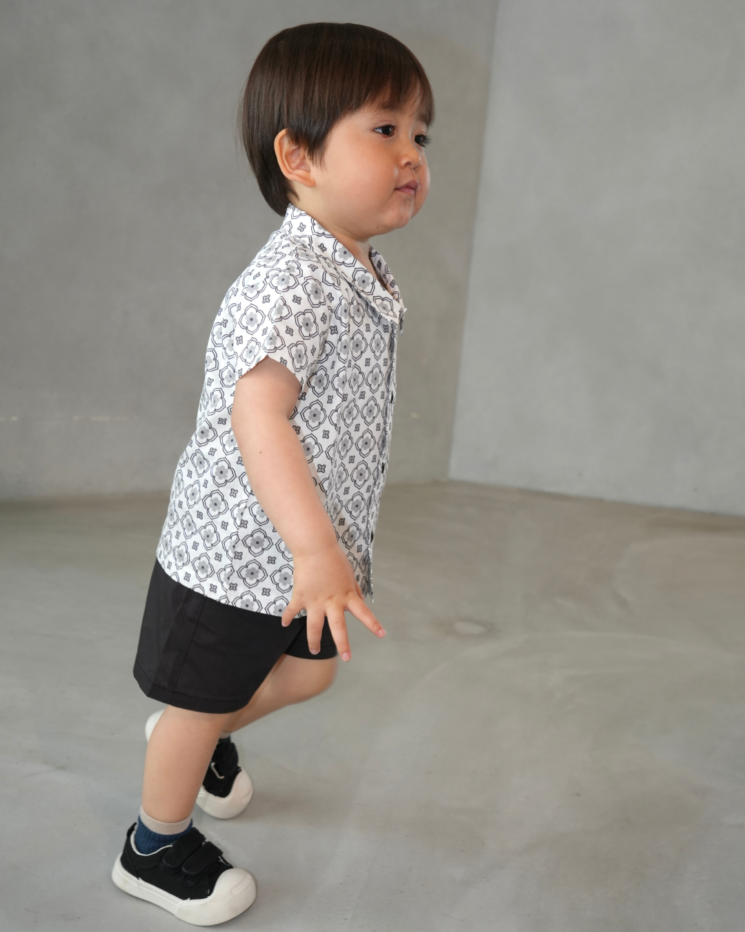 Monotone Vintage Tile Set up【110270】