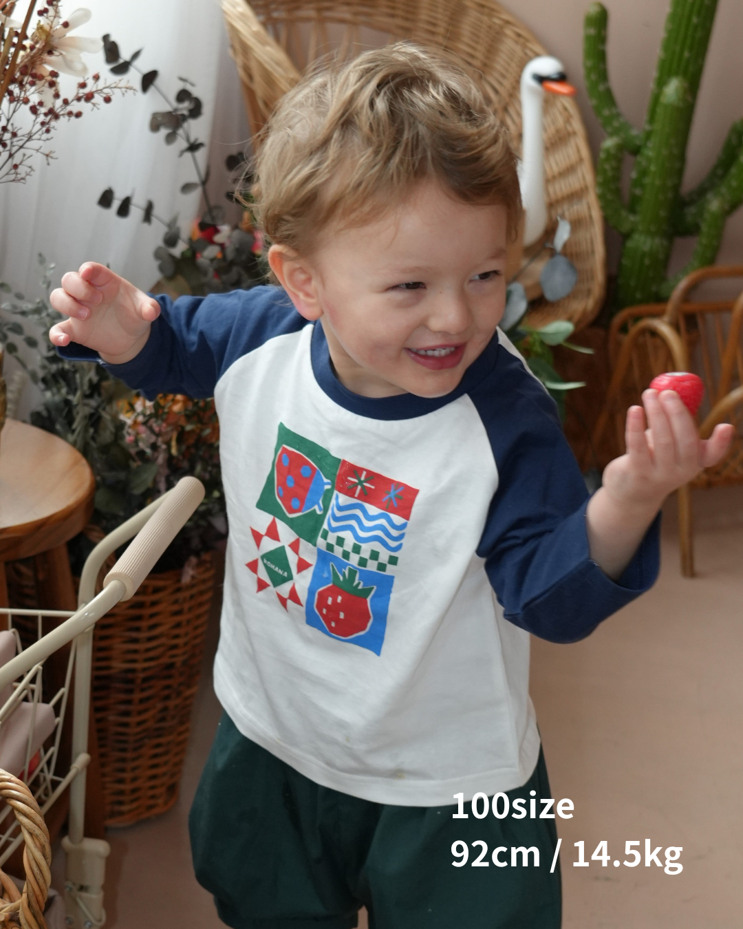 Doodle Raglan Sleeve T-Shirt【110134】