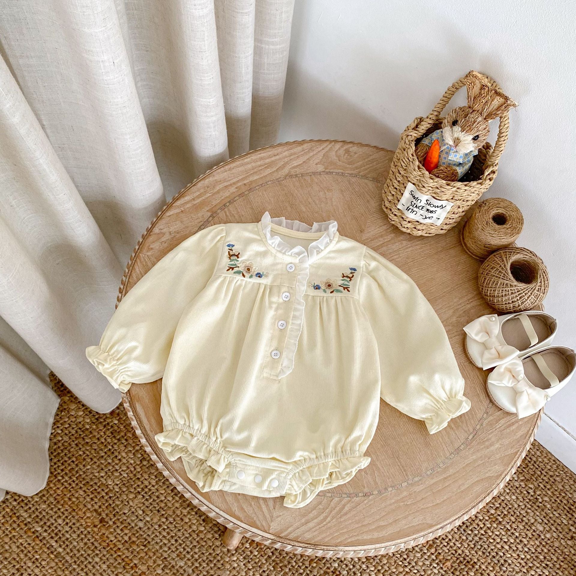 (予約商品)花柄レースデザインロンパース【N3473】