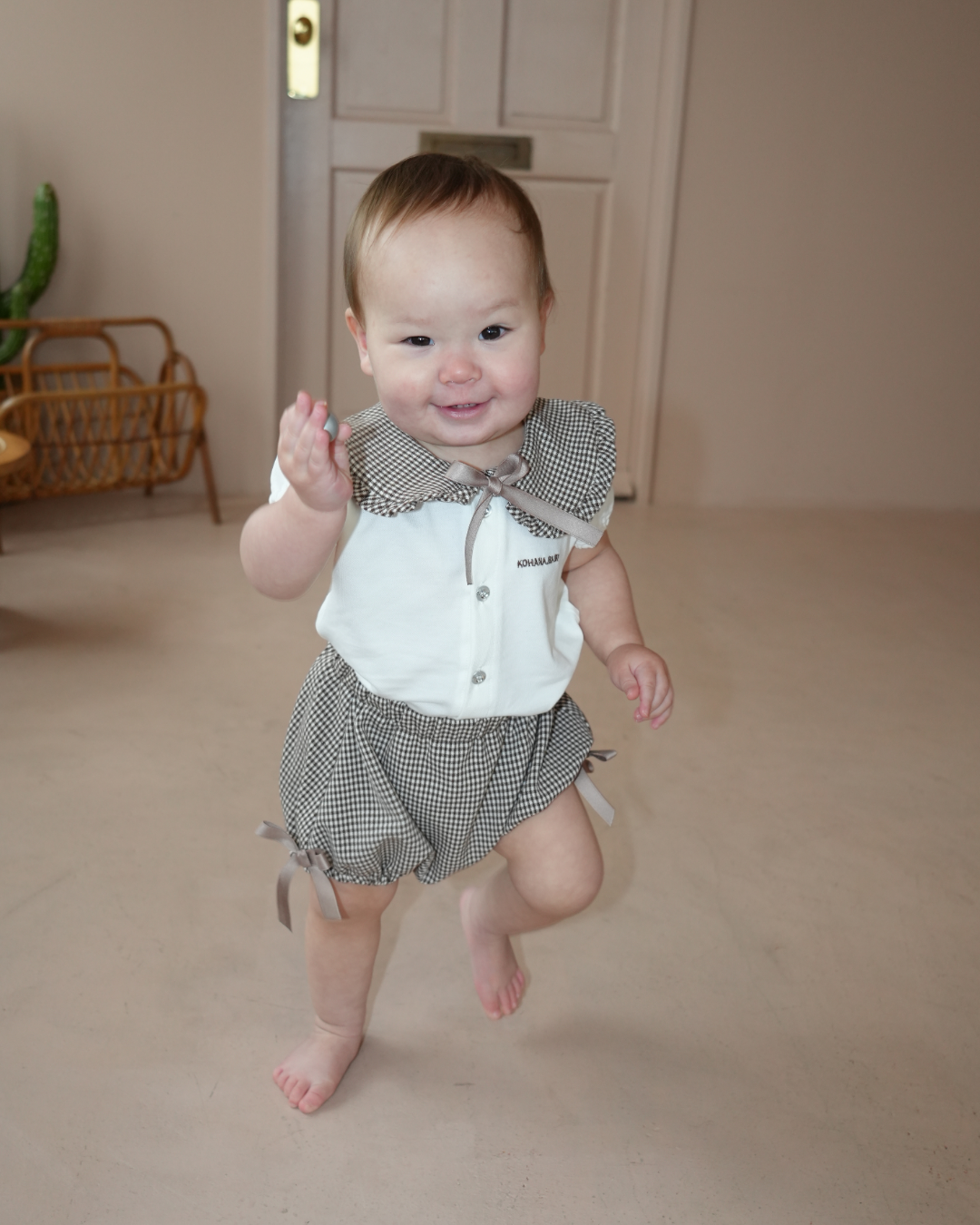 Check Collar Frill Puff Sleeve Shirt & Pants set【110214】 (beige)