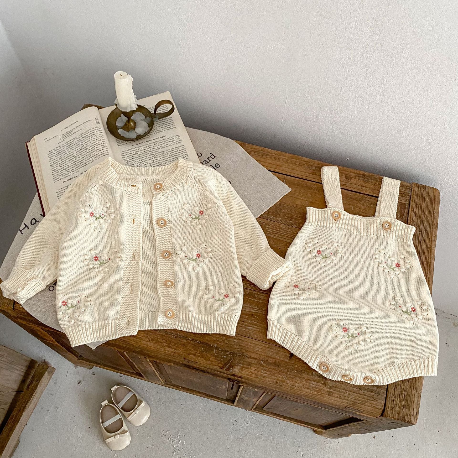 (予約商品)ポンポンハートニットカーディガン/サロペット【N3458】