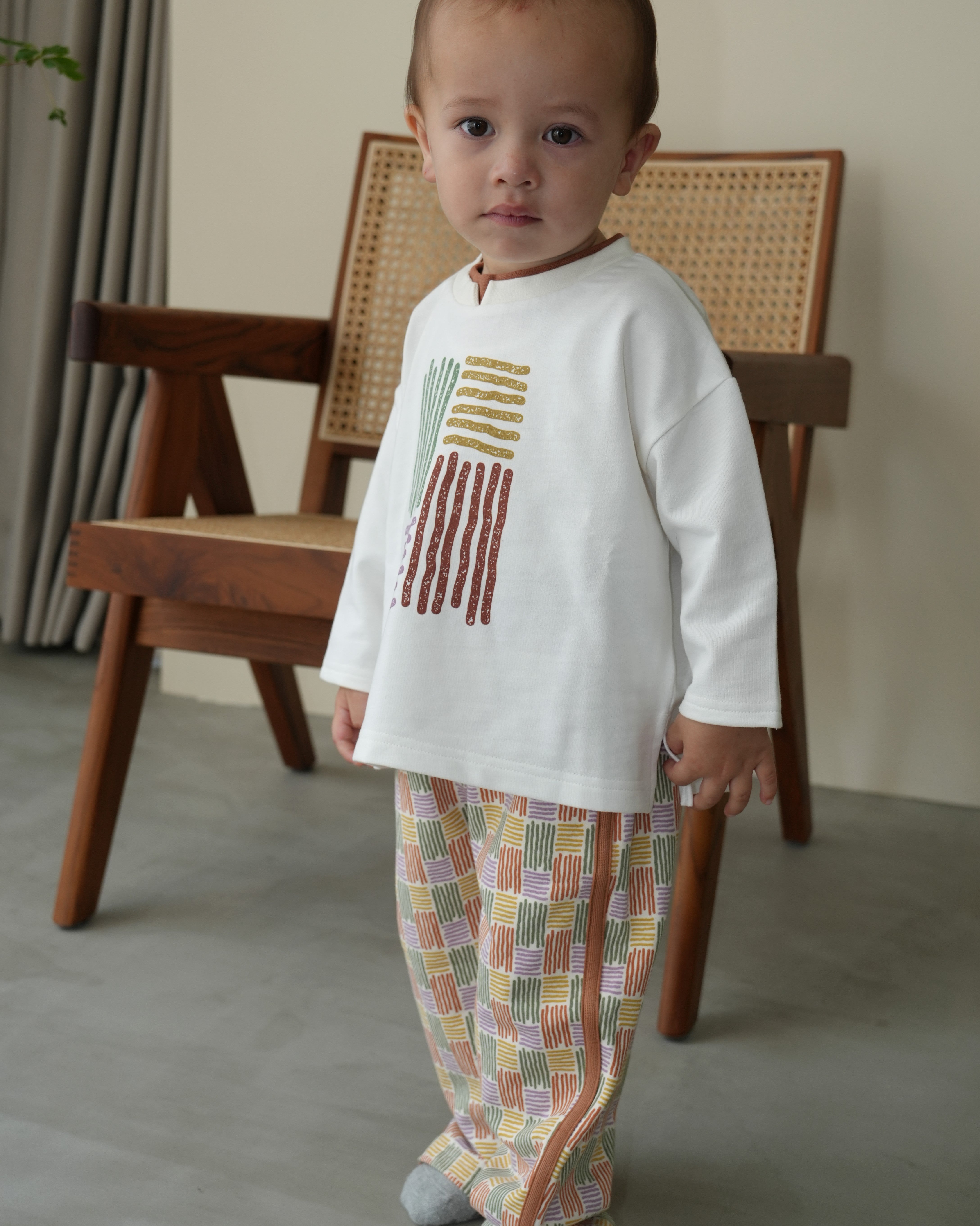 Hand-Drawn Stripe Baggy Pants【110348】