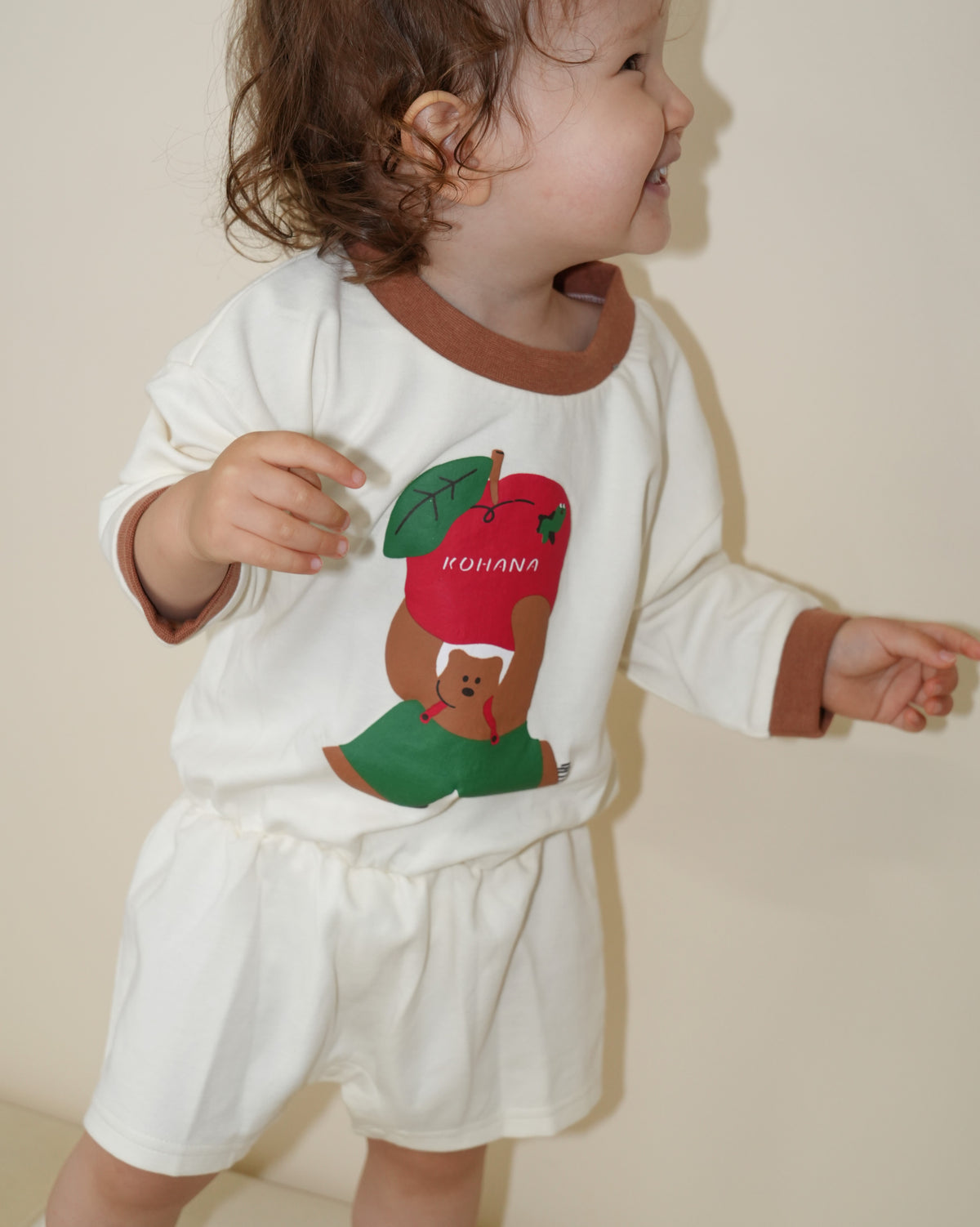 Bear Apple Illustration Smooth Rompers【110374】 (white)