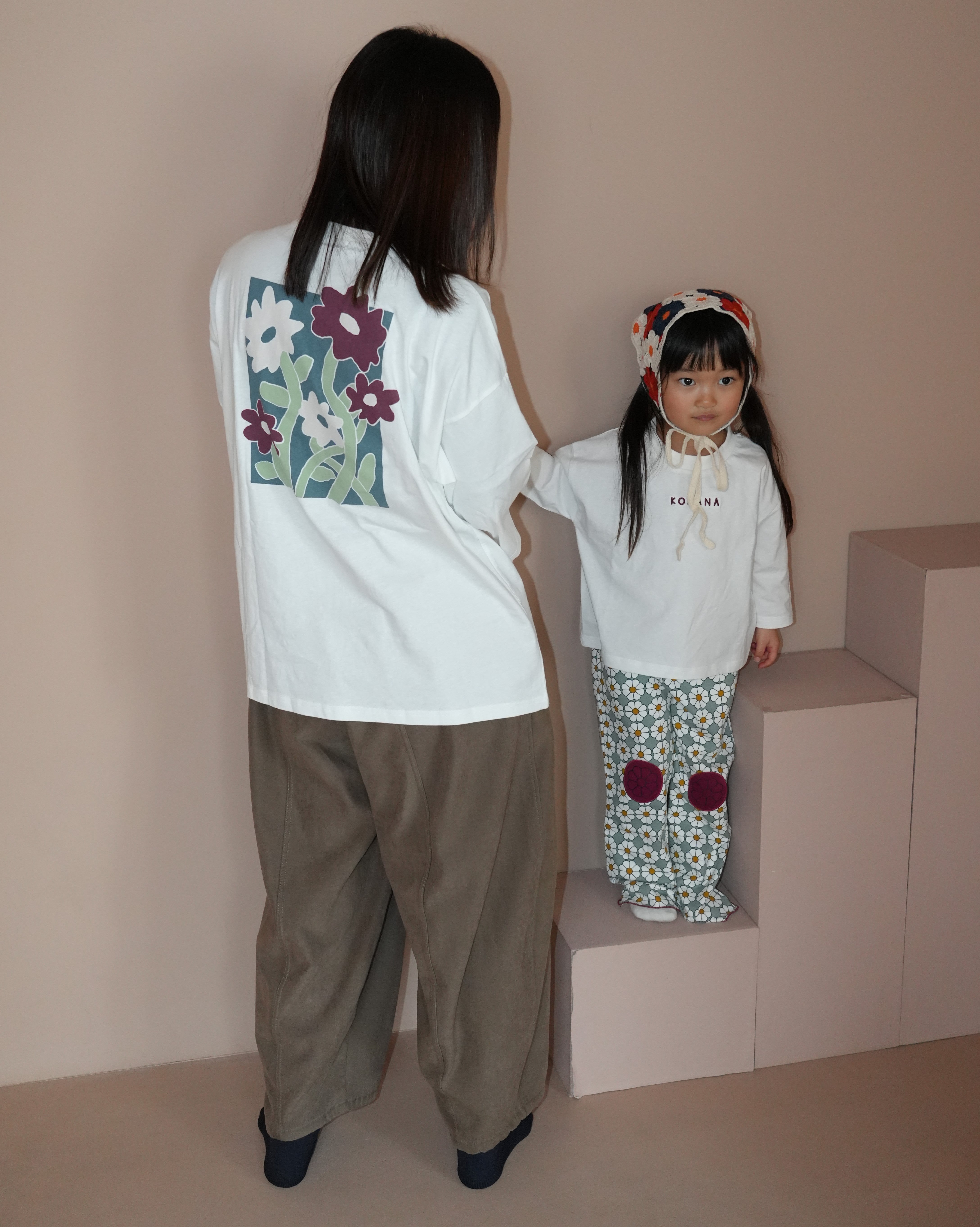 Floral Design 3/4 Sleeve T-Shirt (otona) 【110137】