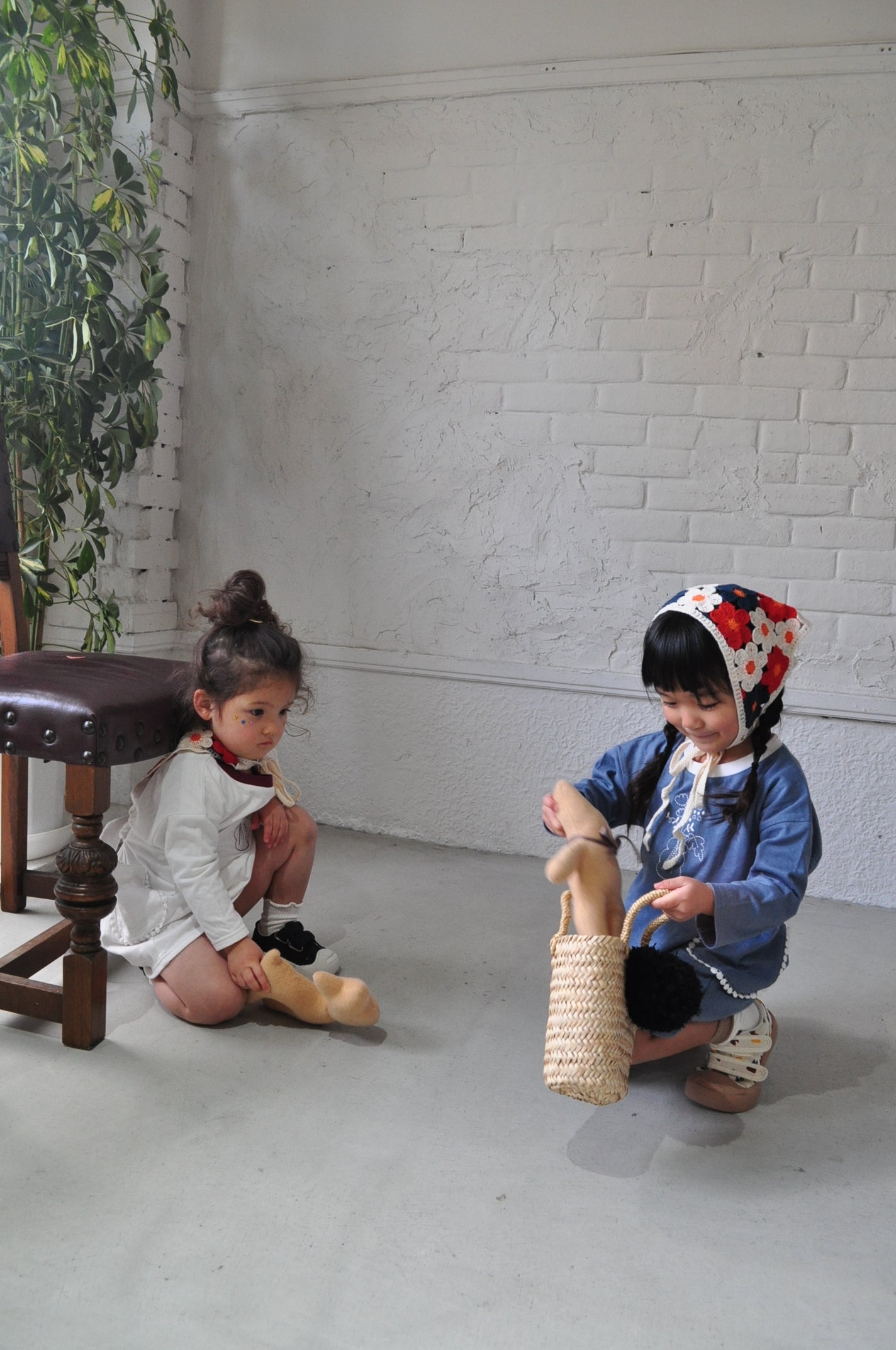 Botanical Embroidered T-Shirt One piece【110125】(white)