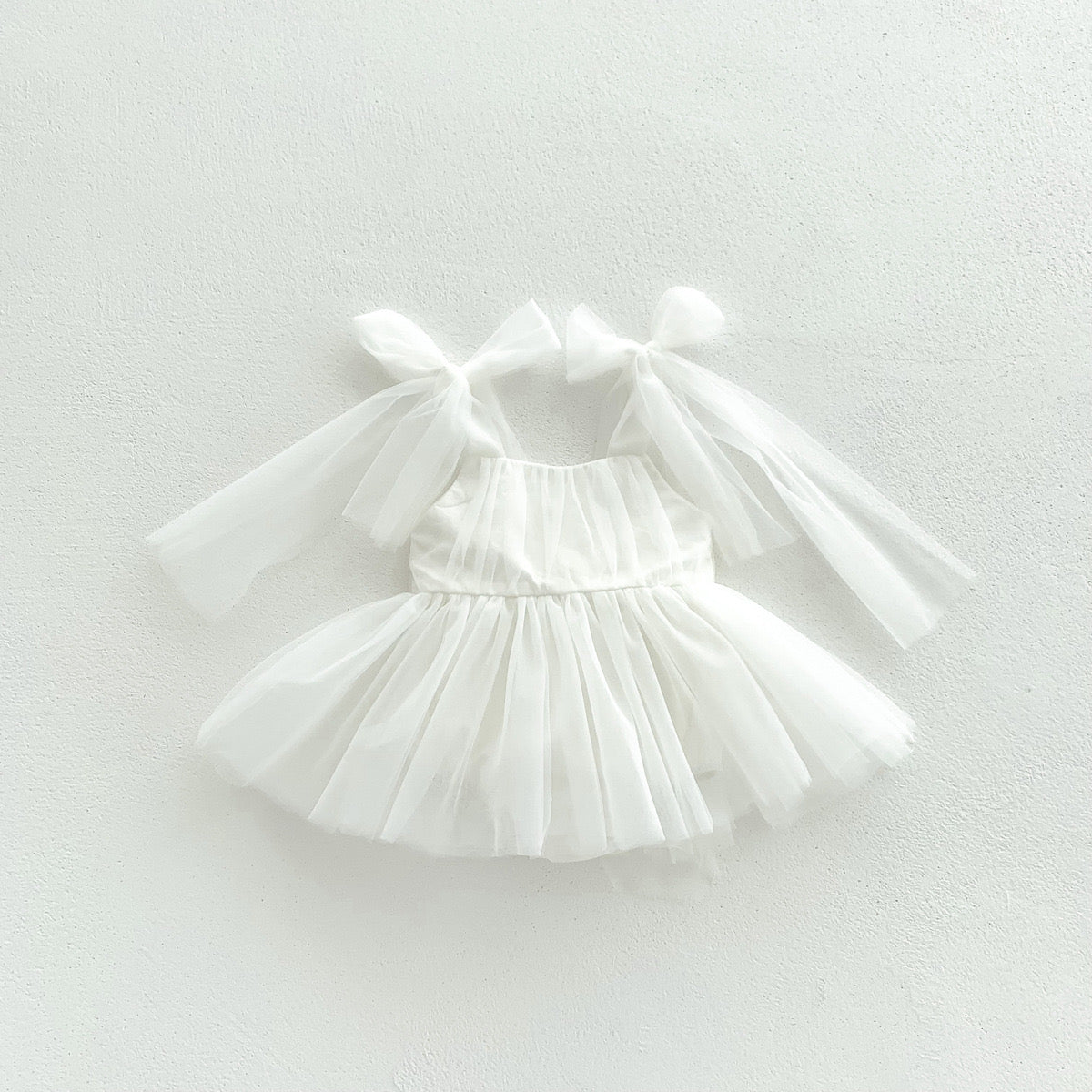 (予約商品)キャミソールワントーンリボンチュールワンピース【N3316】