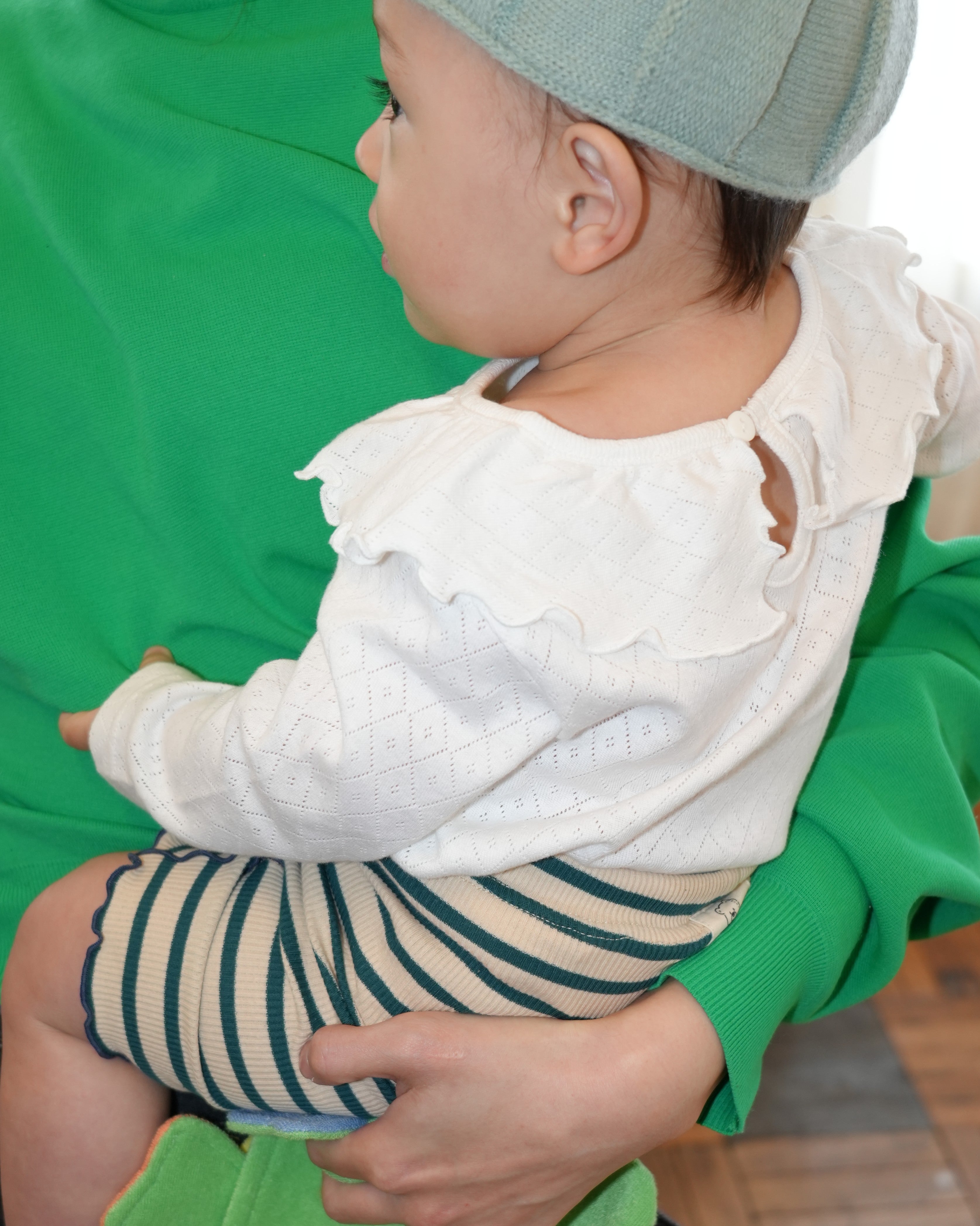 Eyelet Ribbed Frill Collar Shirt【110215】(WHITE)