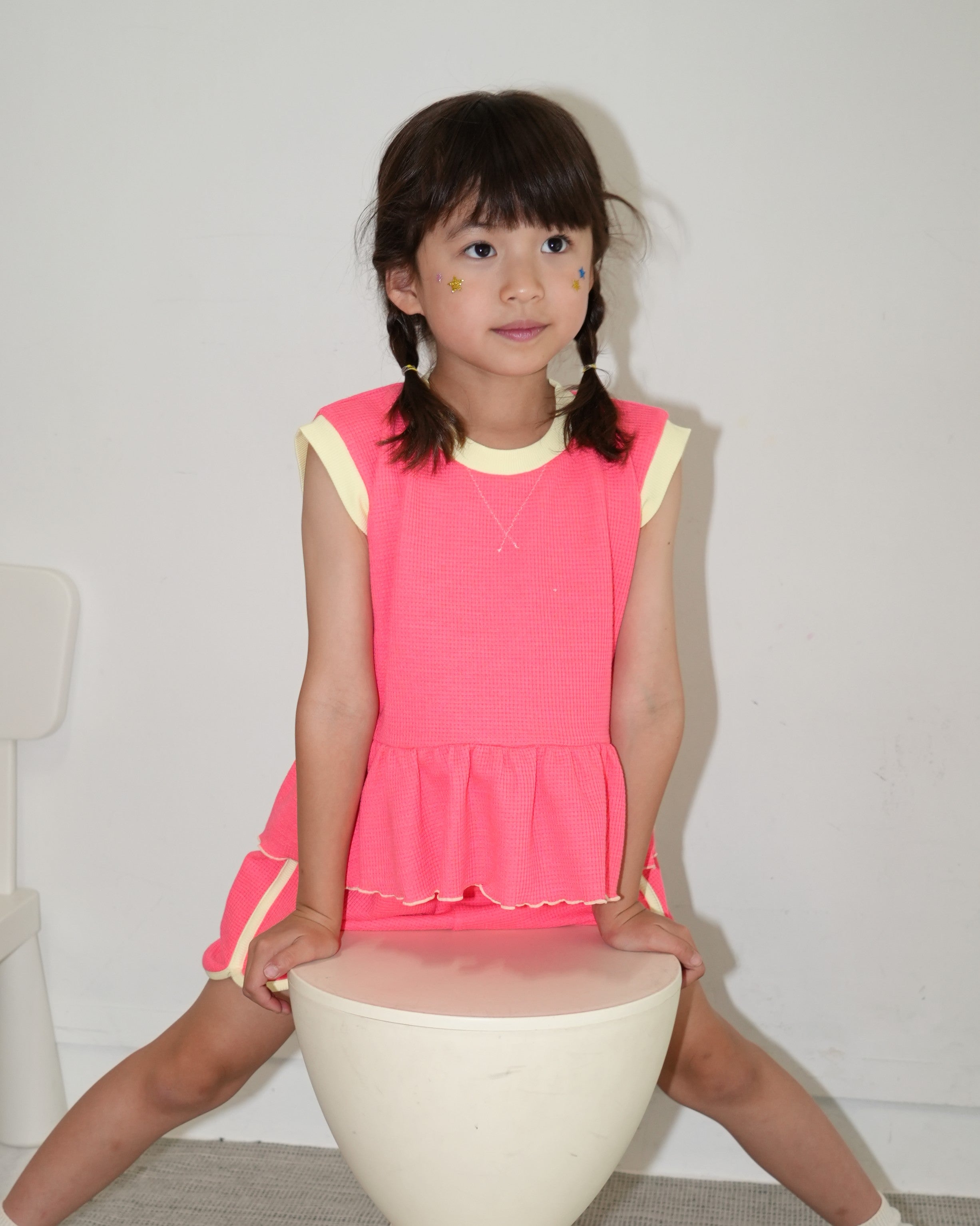 Neon Color Peplum Sleeveless Tops【150019】 (OR)