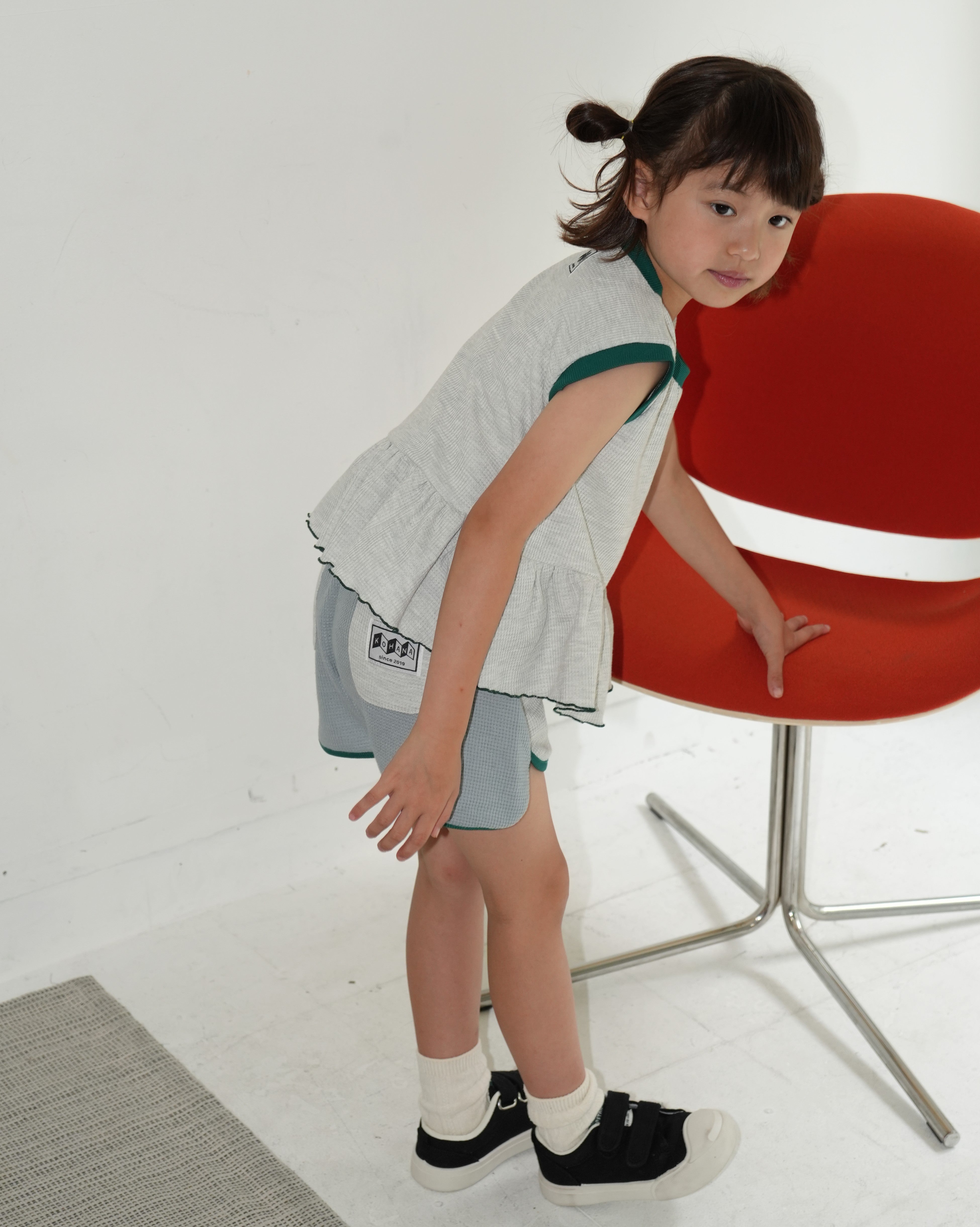 Neon Color Peplum Sleeveless Tops【150019】 (gray)