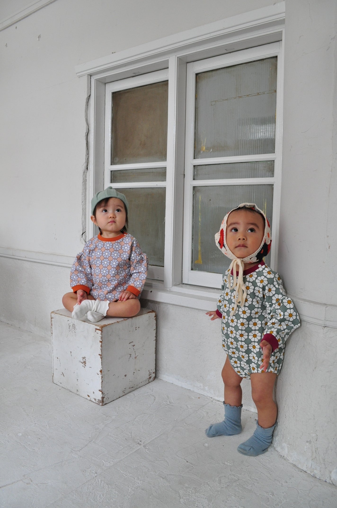 Retro Daisy Pattern Rompers【110116】(BROWN)