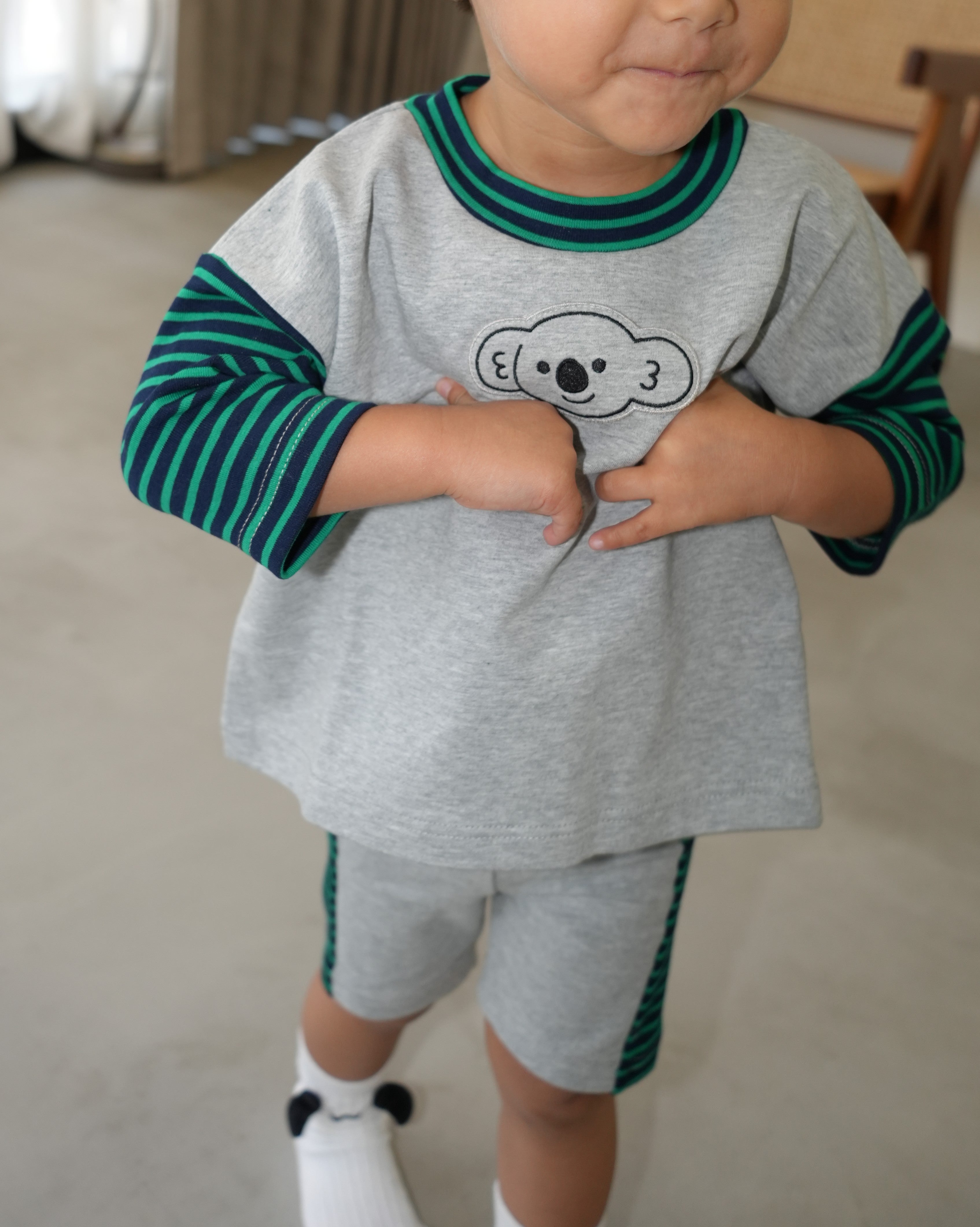 Animal Patch Border 3/4 Sleeve T-Shirt【110401】 (green)