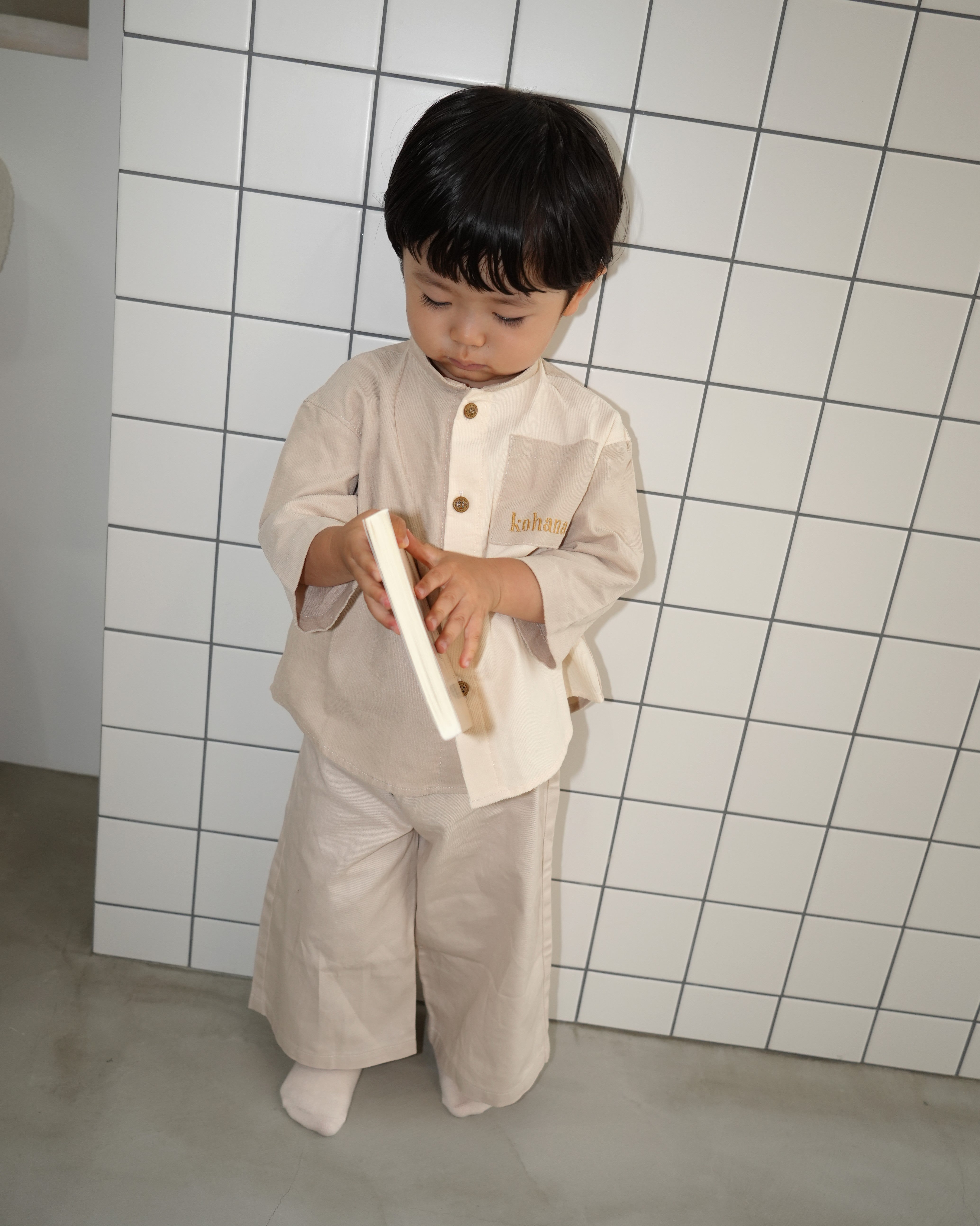 Antique Embroidered Two-Tone Corduroy Shirt【110409】 (beige)