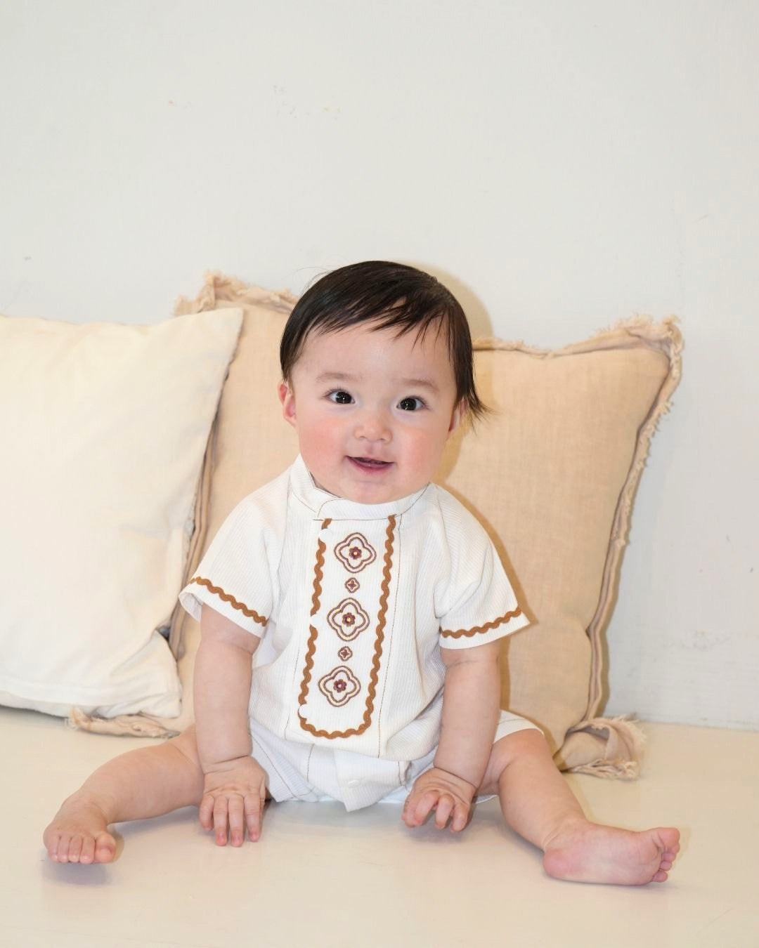Arabian Vintage Tile Embroidered Front Open Rompers【110271】