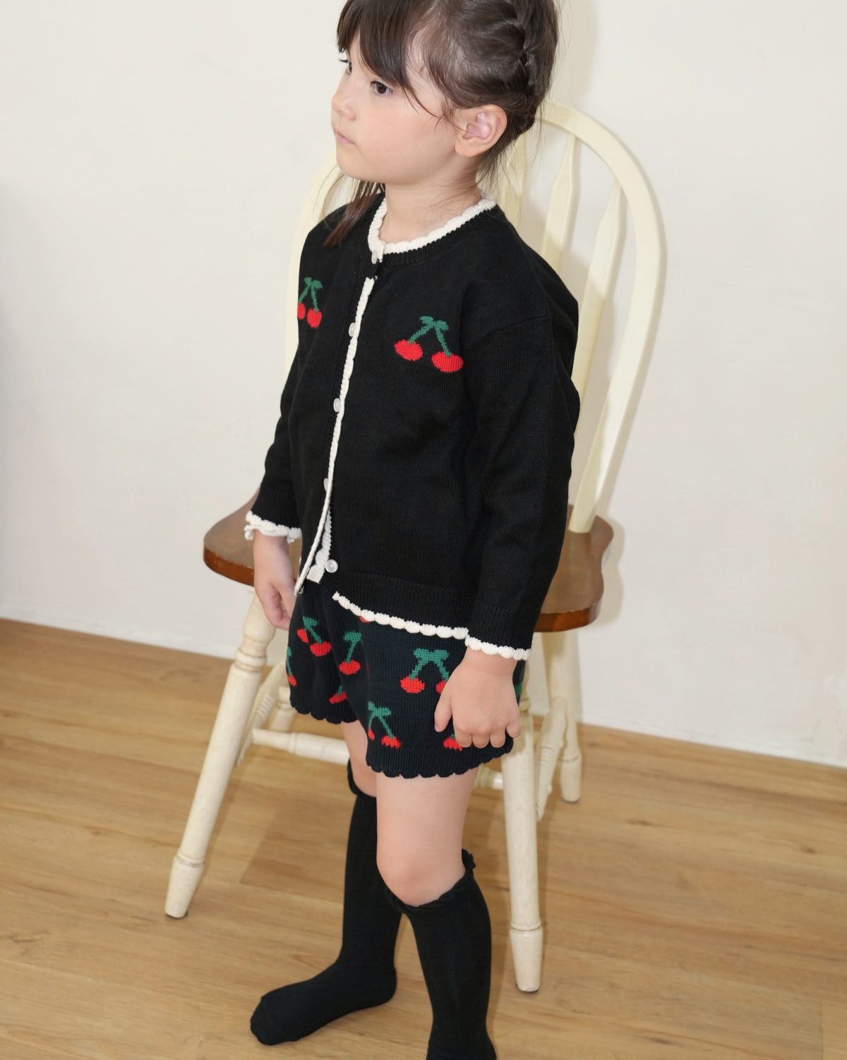 Cherry Pattern Knit Shorts【110361】 (black)