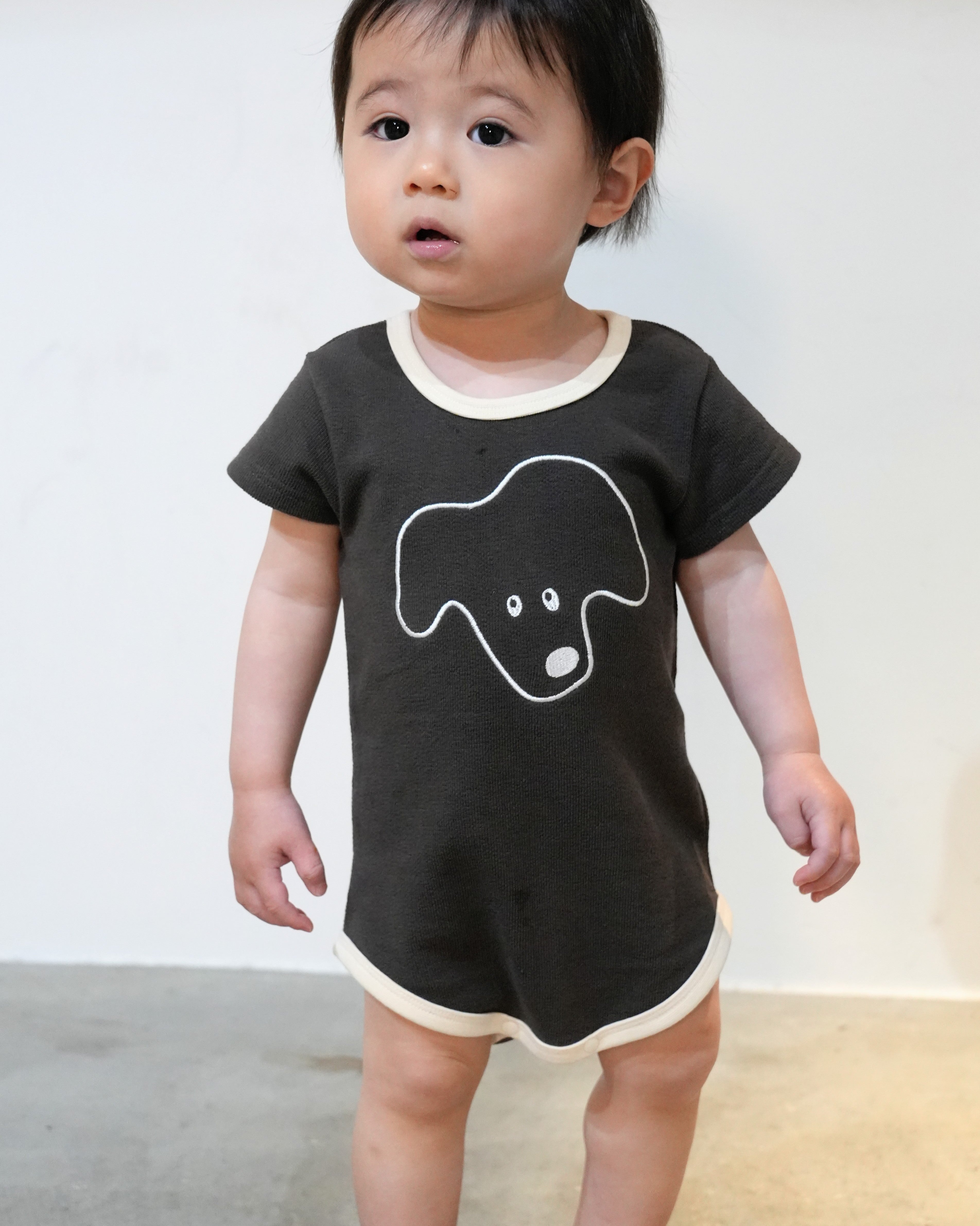 Monotone Dog Embroidered Rompers【110244】