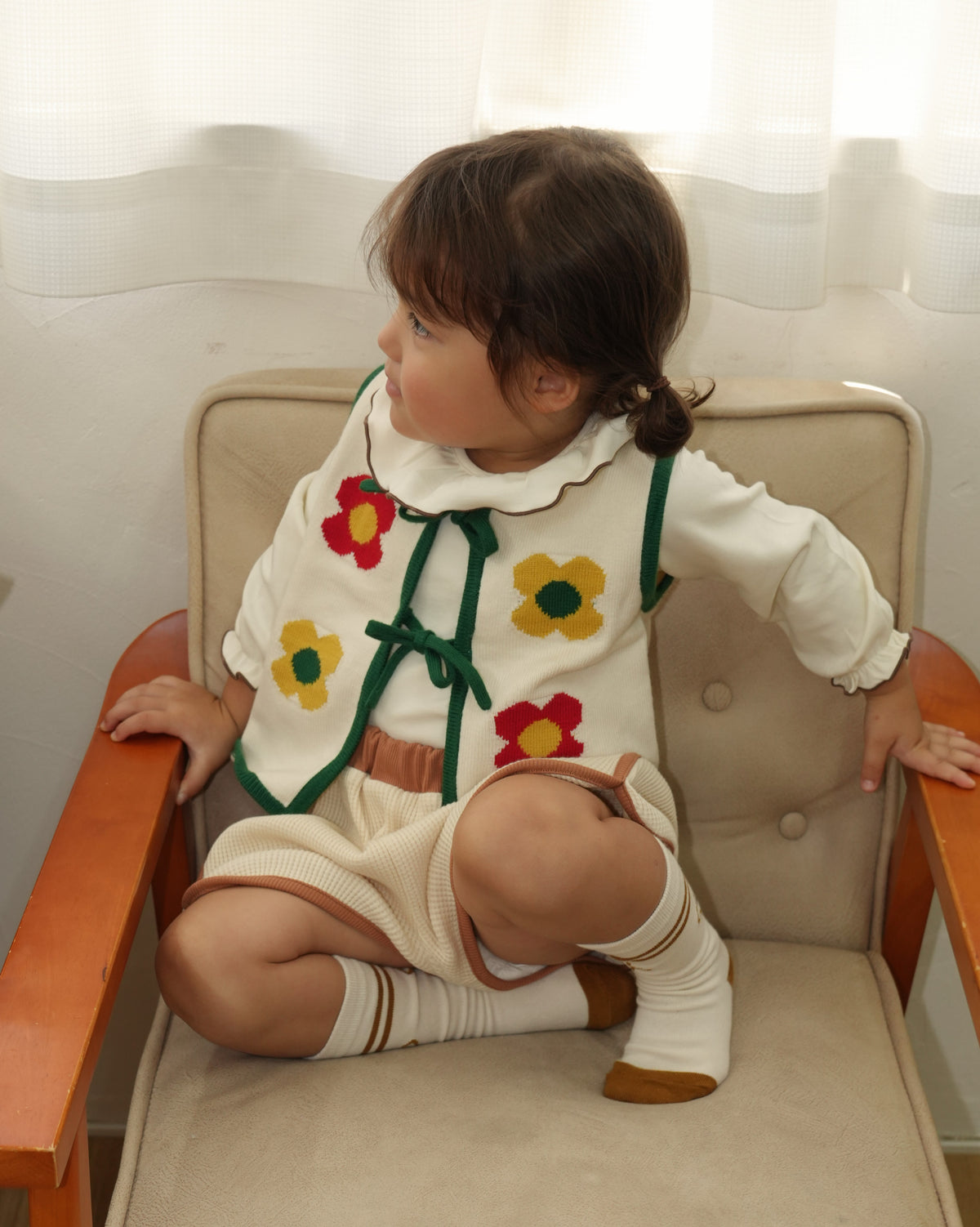 Flower Ribbon Knit Vest【110362】