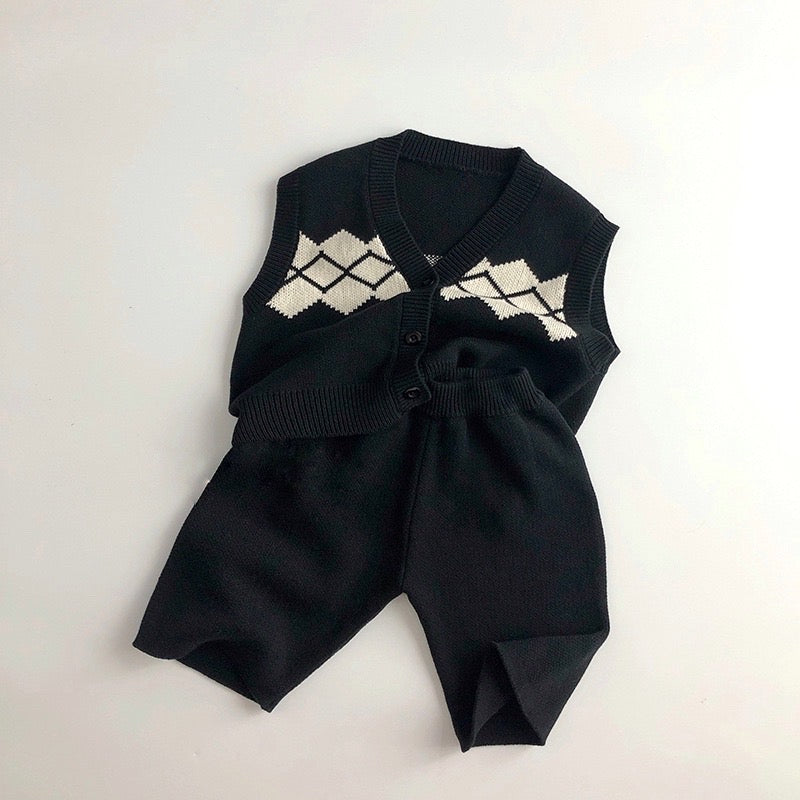Black design knit vest/pants [K177] 