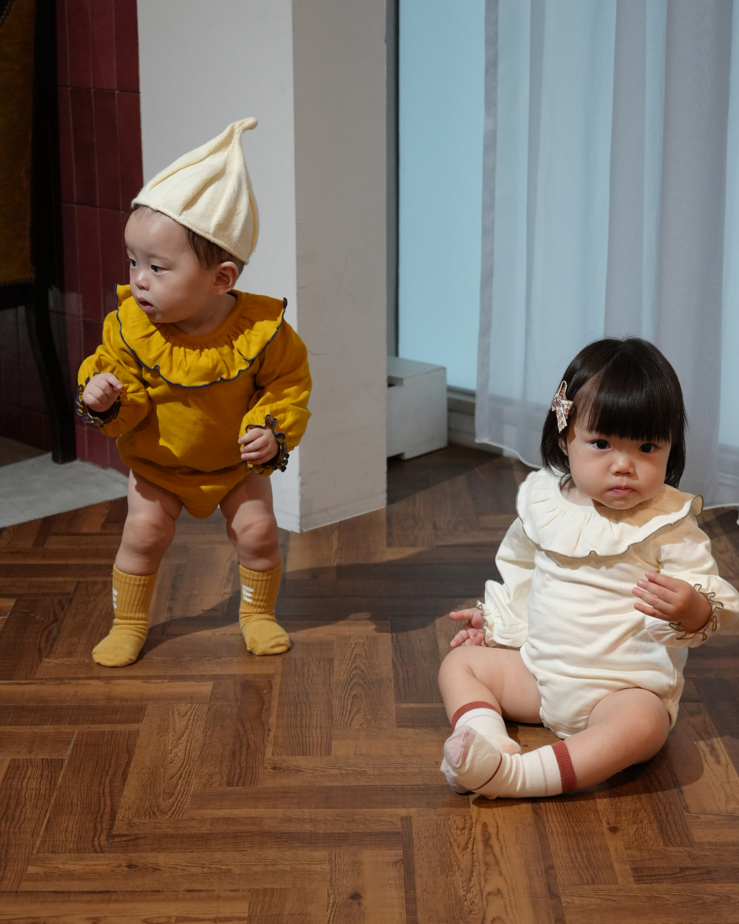 (Pre-order item) Ruffled Collar Romper [110082] (Mustard) 