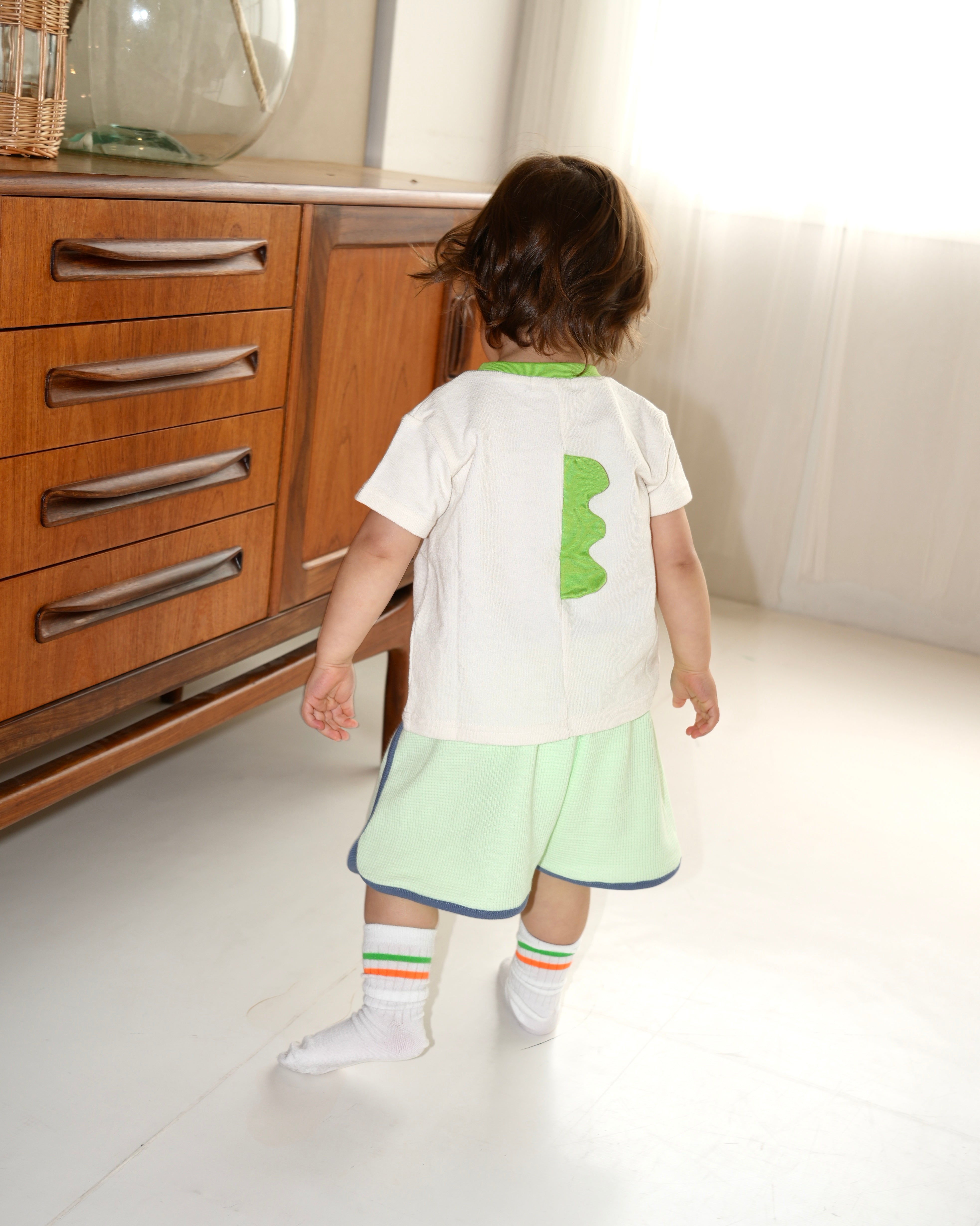Kohana saurus Neon T-Shirt【110256】 (White)