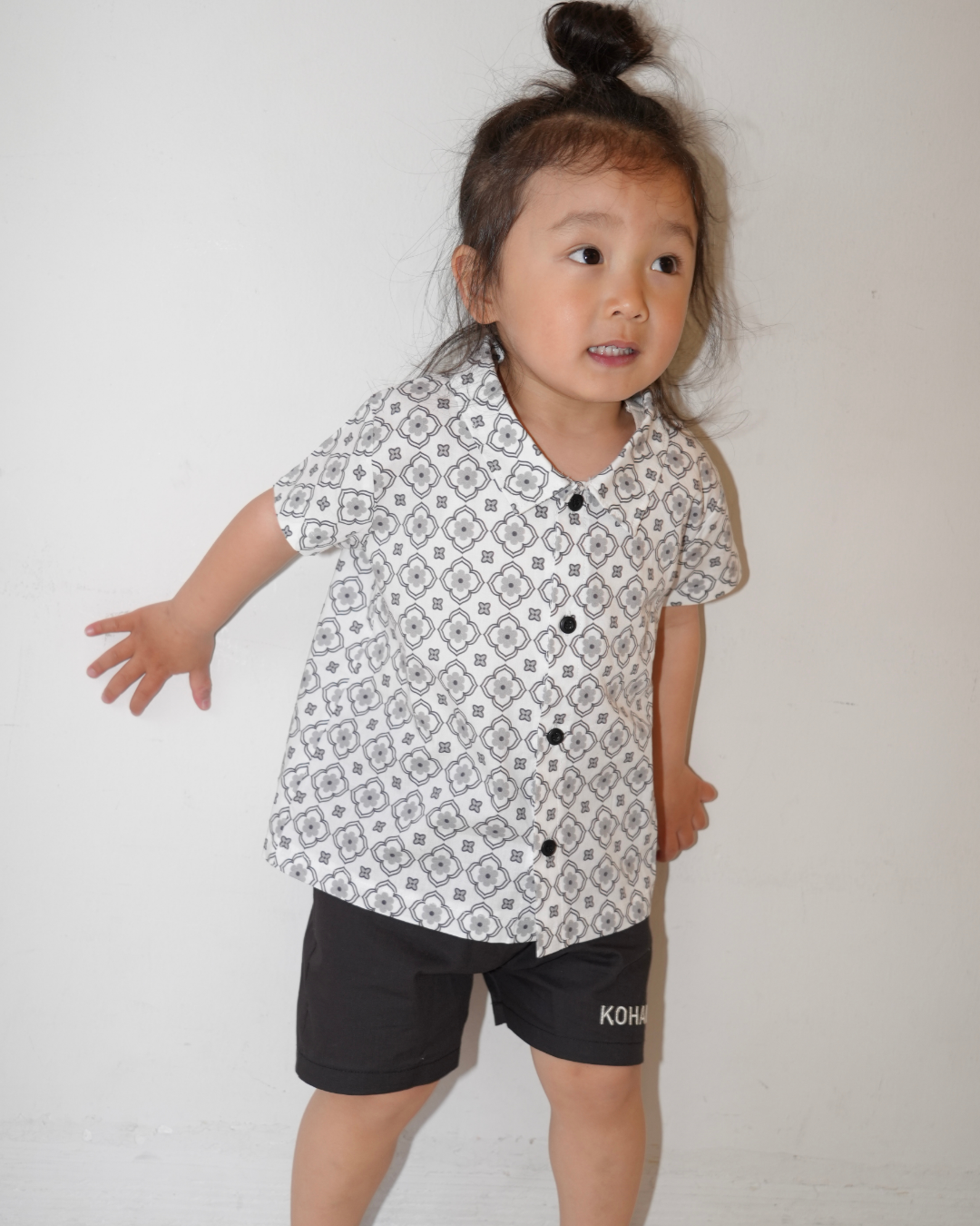 Monotone Vintage Tile Set up【110270】