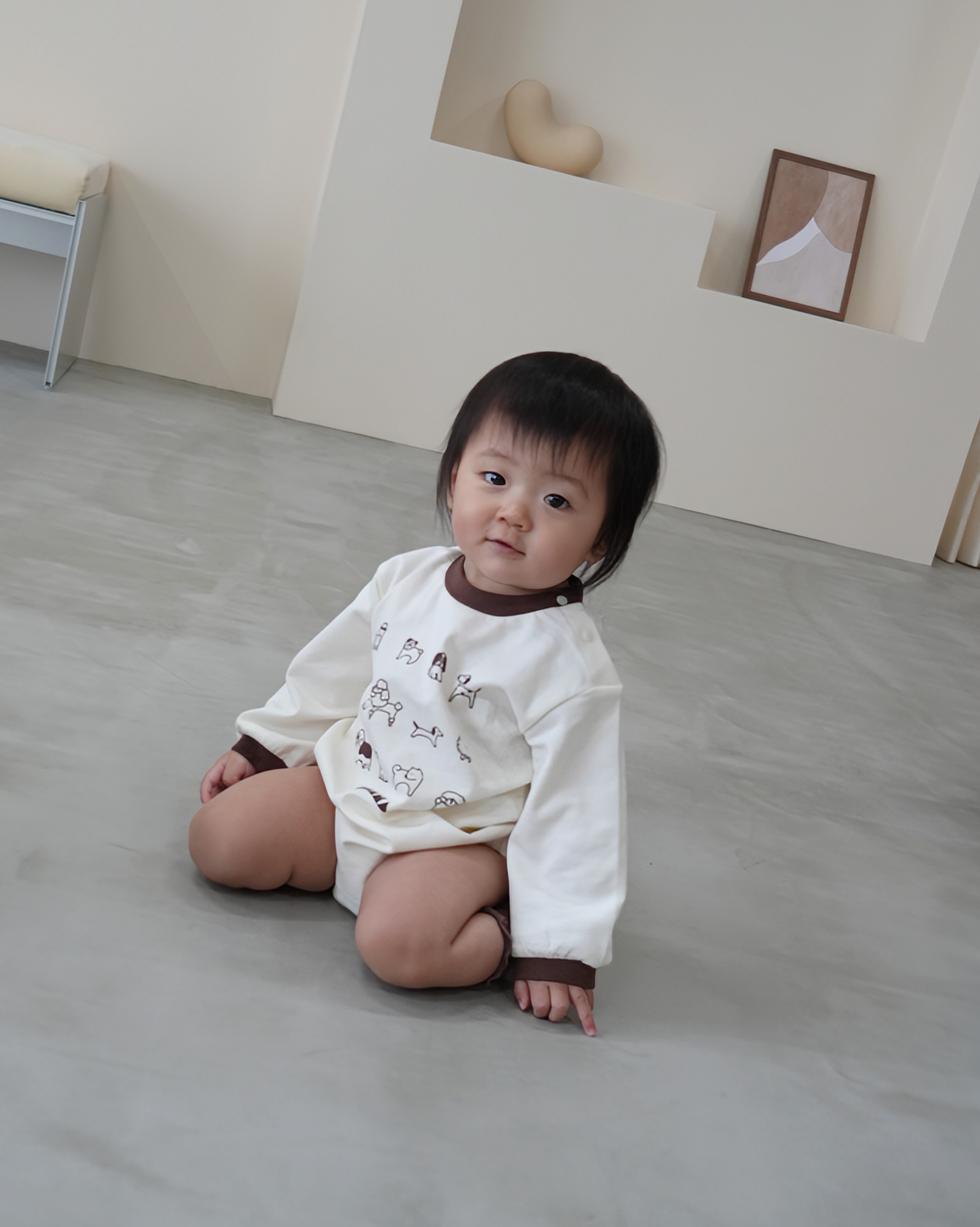 【110375】 (white) Doggie Romper