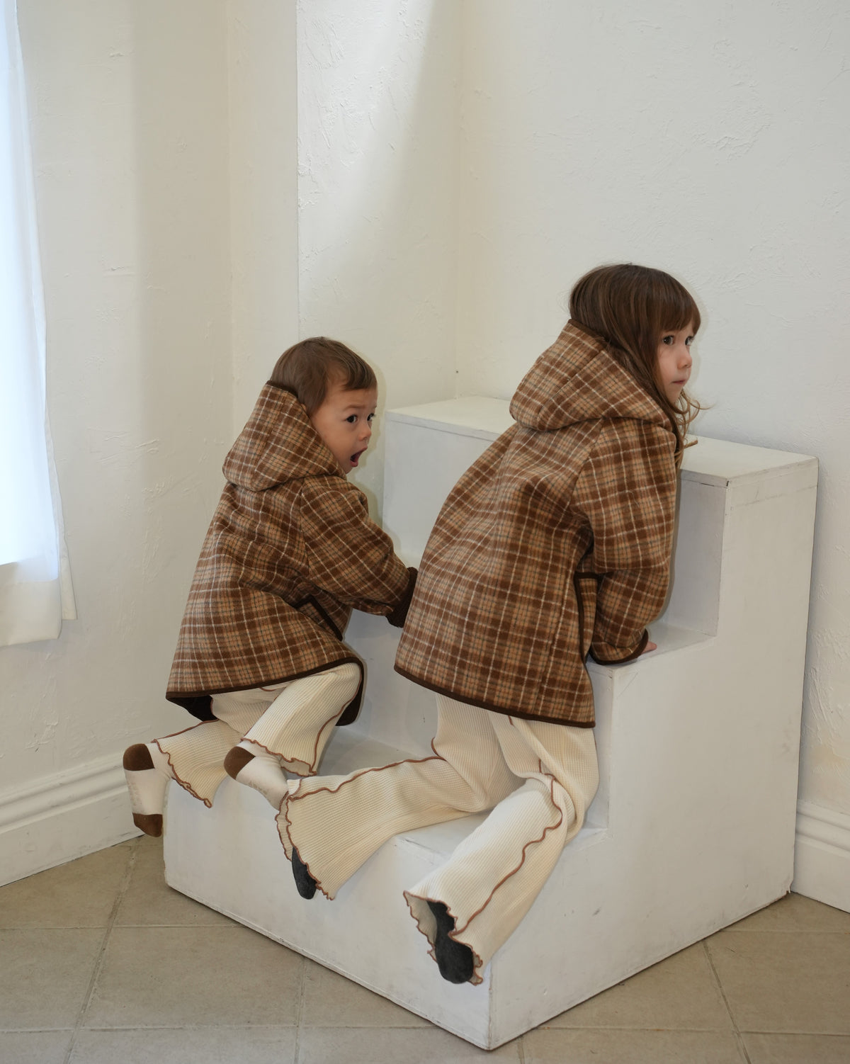 Brown checked duffle coat【110601】 (brown)