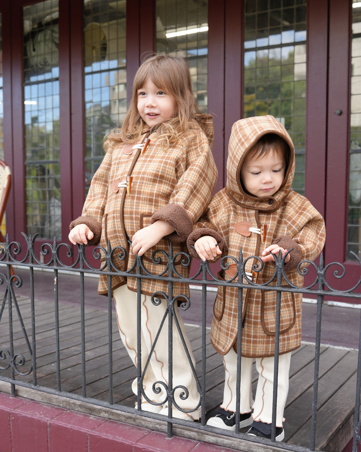 Brown checked duffle coat【110601】 (brown)