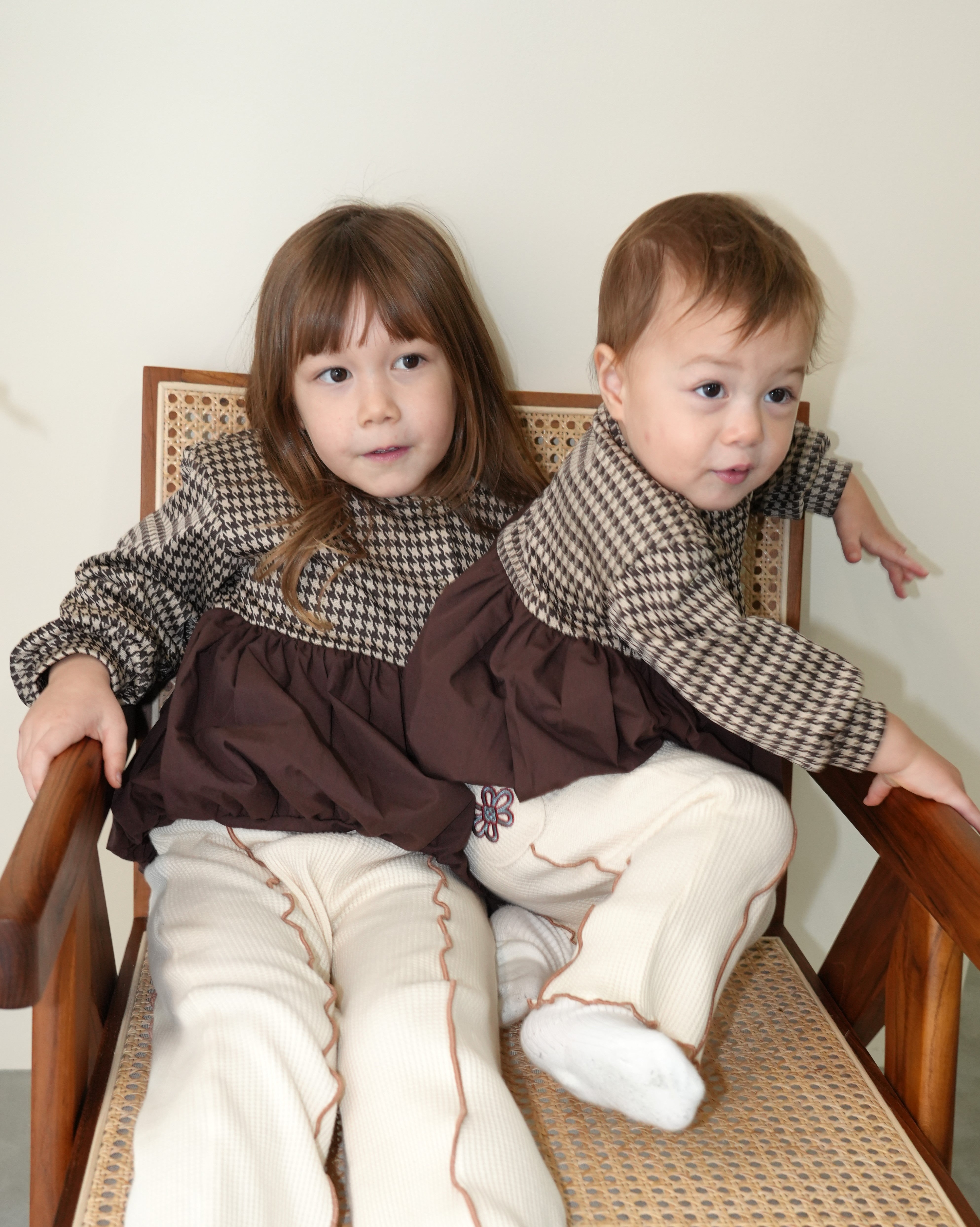 Houndstooth Balloon Silhouette Cardigan【110422】(子供用)