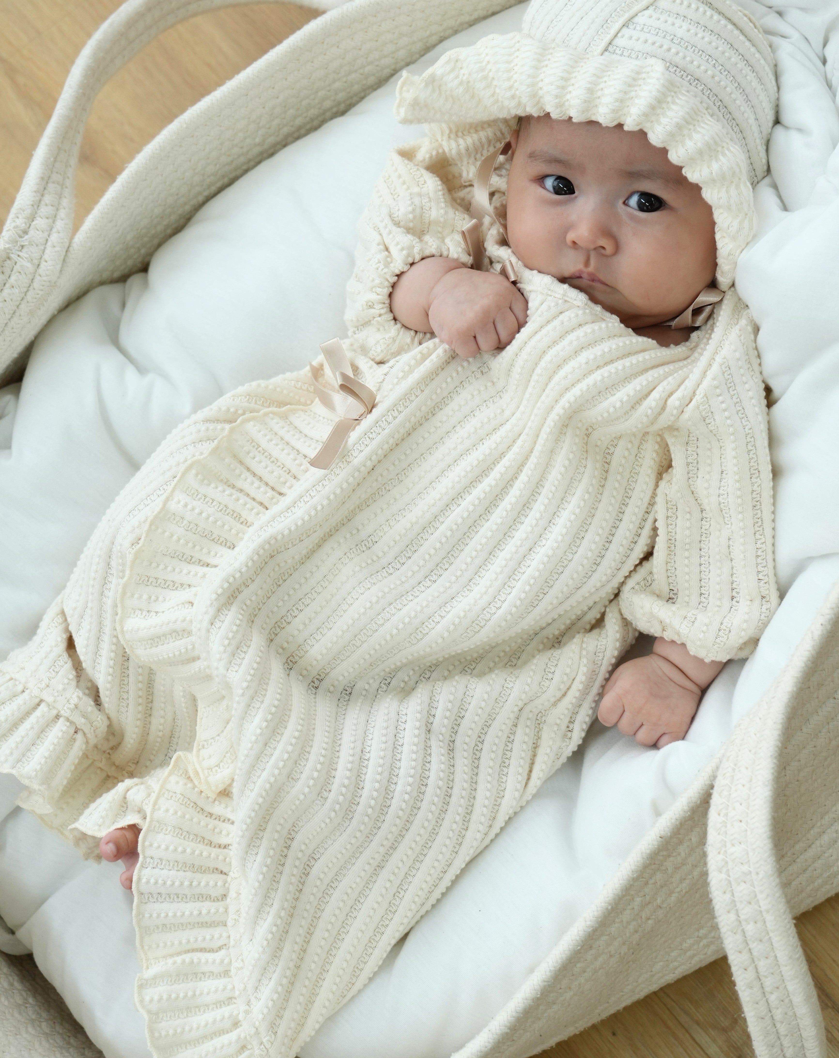 Organic Lace Knit Baby Ceremony Dress with Bonnet【110285】