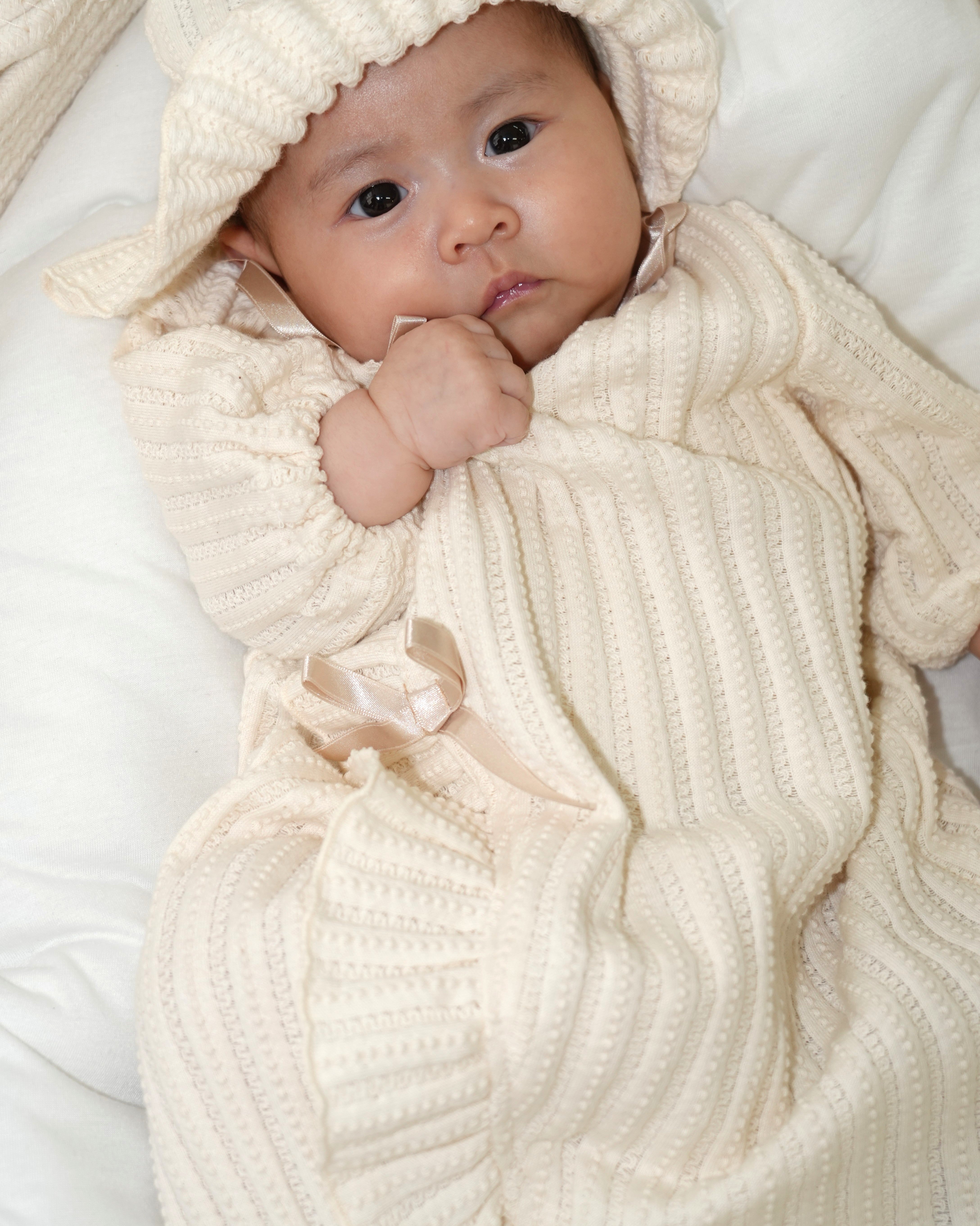 Organic Lace Knit Baby Ceremony Dress with Bonnet【110285】