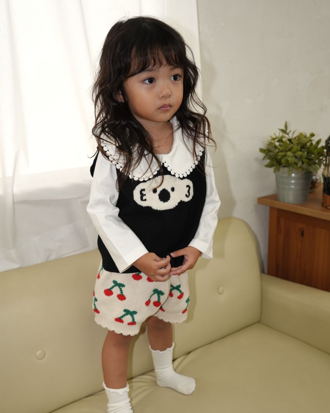 Koala Knit Vest【110323】 (black)