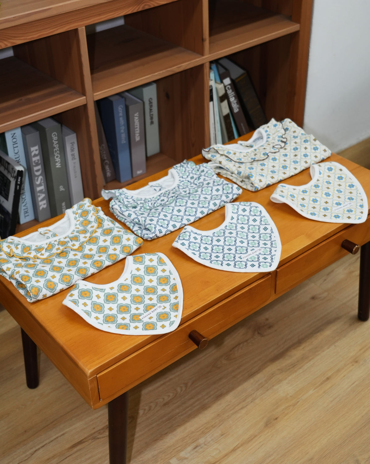 Vintage Tile Pattern Bib【110114】 (orange)
