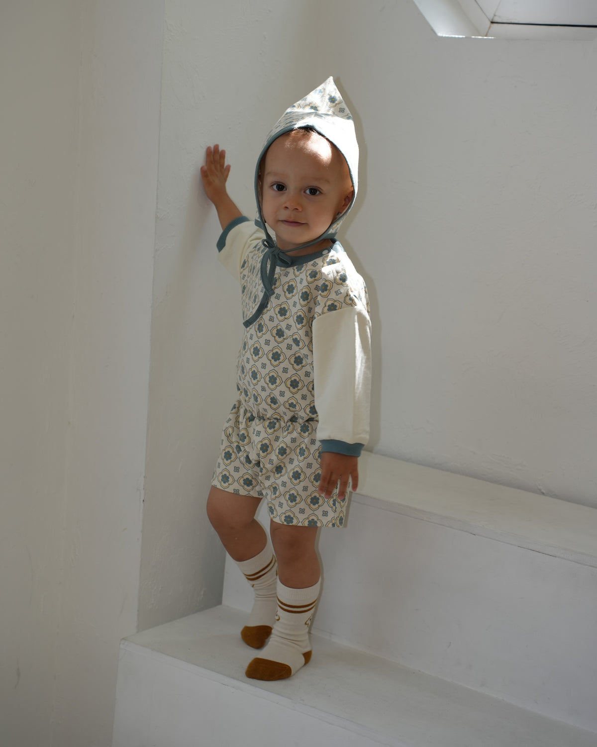 Vintage Tile Pattern Footed Rompers【110504】 (blue)