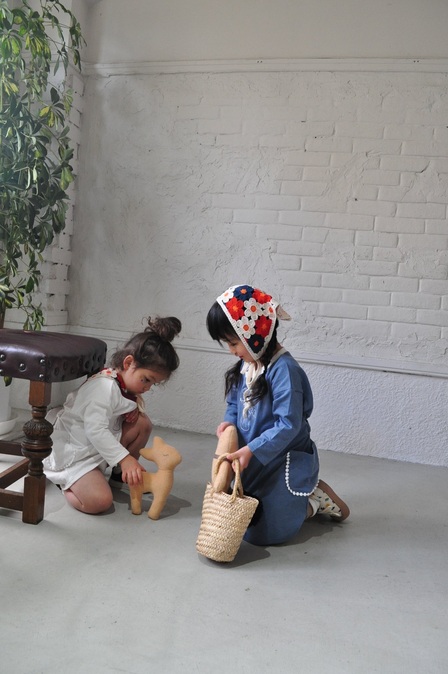 Botanical Embroidered T-Shirt One piece【110125】(white)