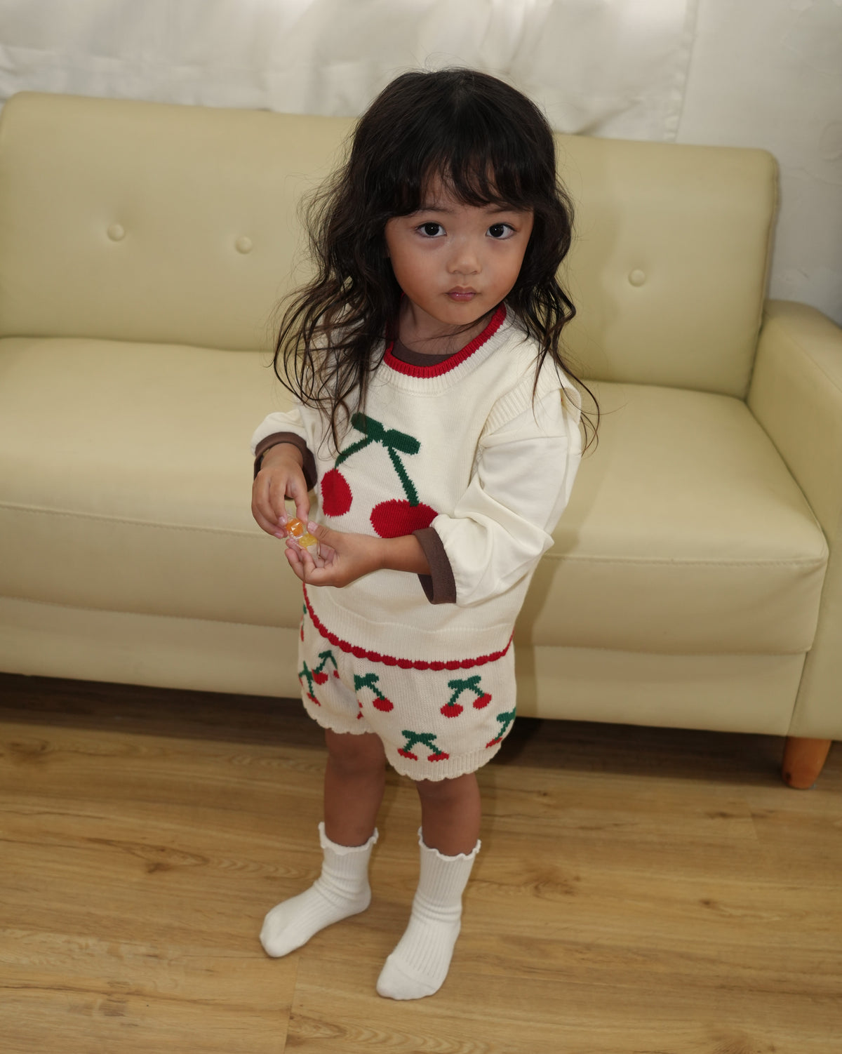 [110360] (White) Cherry Knit Vest