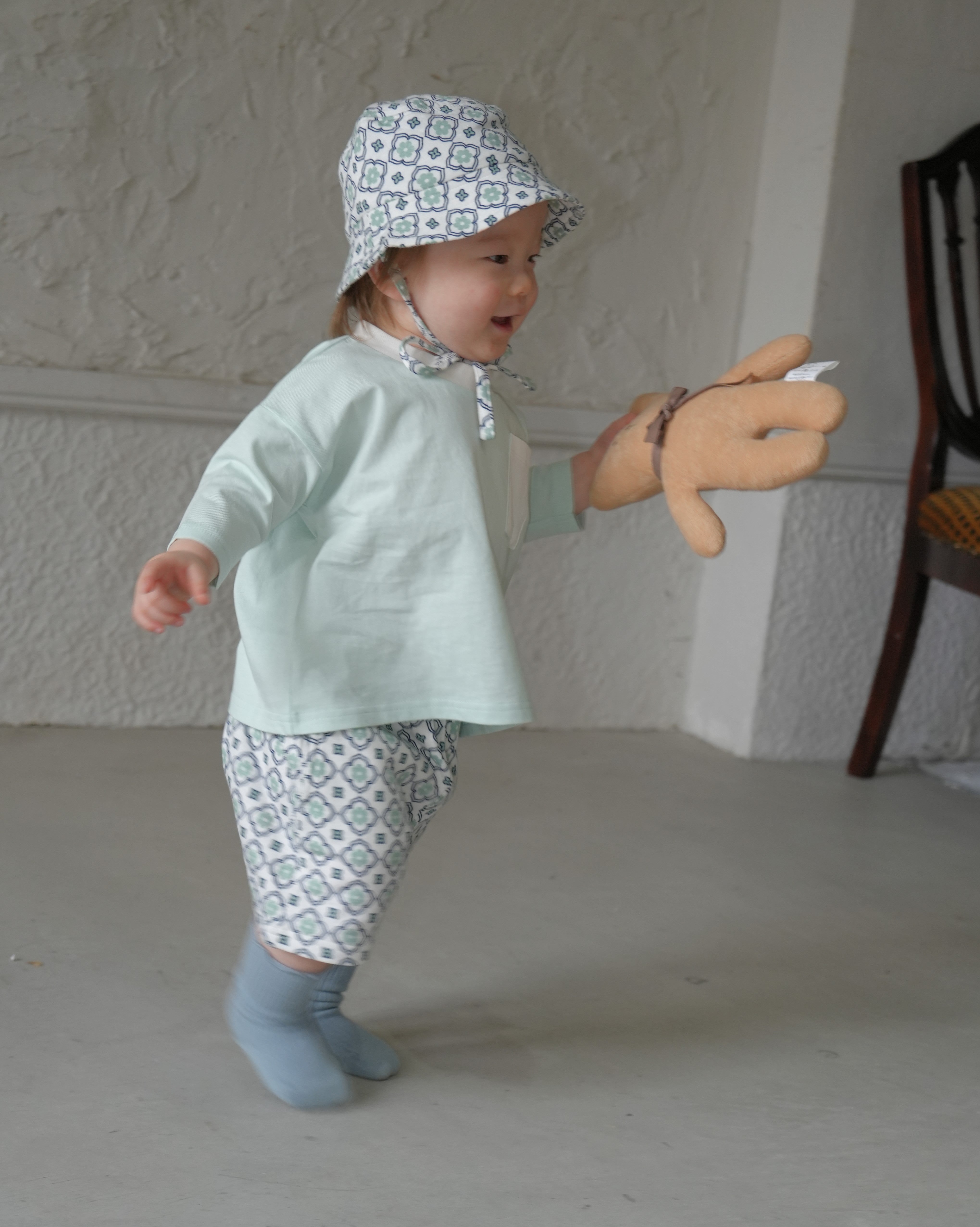 3/4 Sleeve T-Shirt + Vintage Tile Pattern Pants Set【110111】