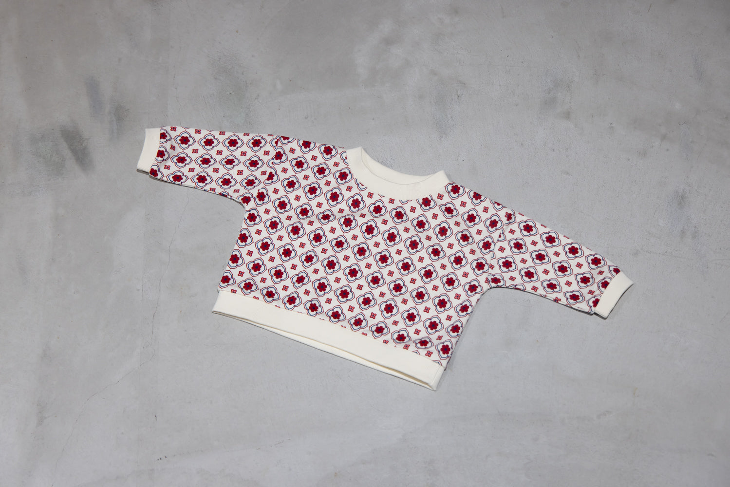 (Pre-order) Vintage Tile Pattern Sweatshirt [110095] (Red) 