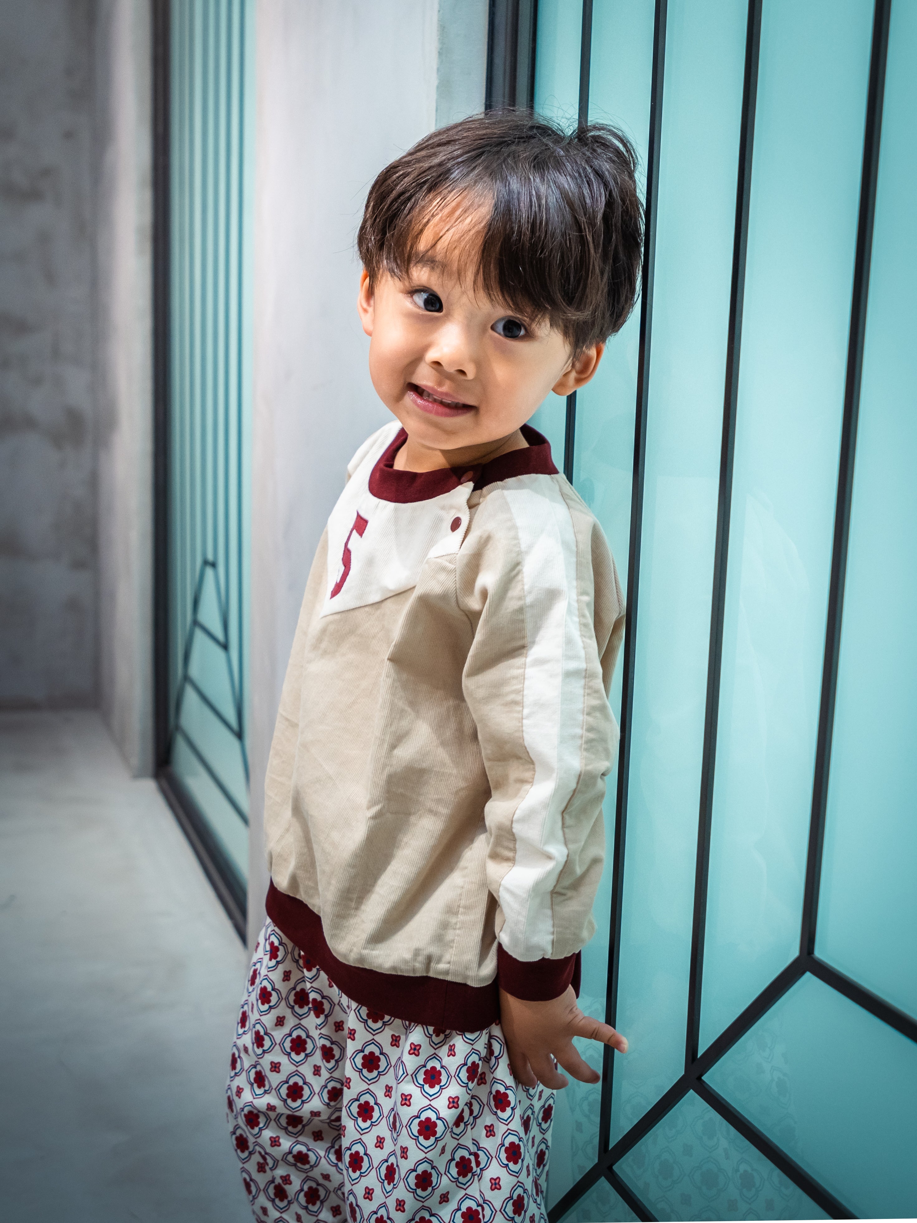 Shirt call color combination sweatshirt [110101] (Beige) 