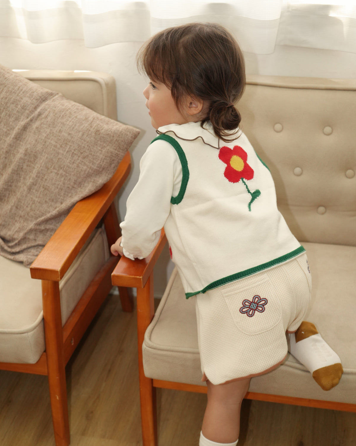 Flower Ribbon Knit Vest【110362】