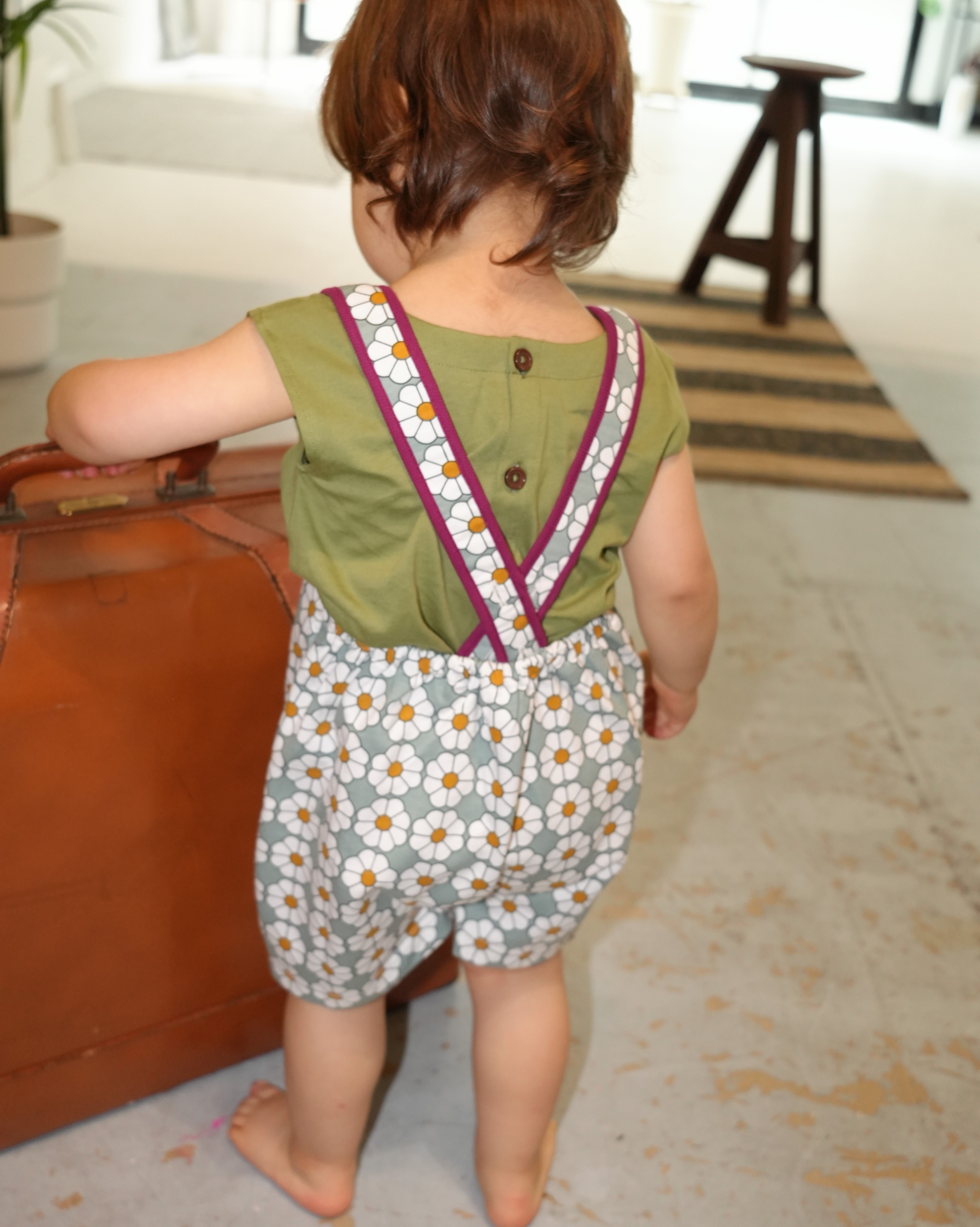 Retro Daisy Pattern Short Salopette【150011】 (Green)