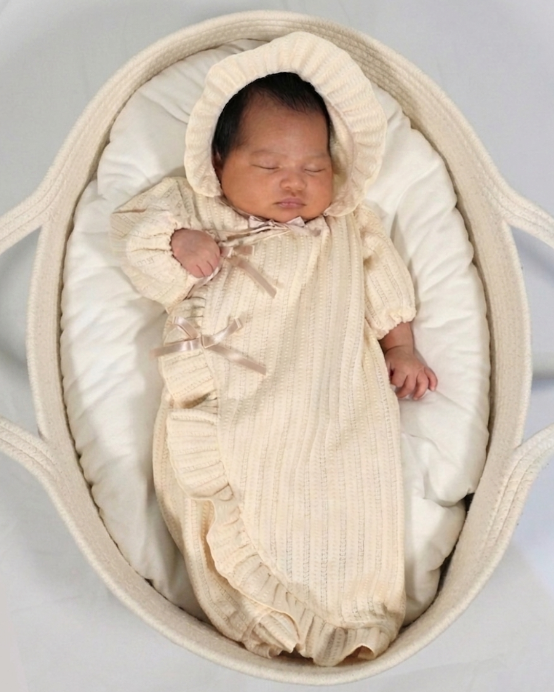 Organic Lace Knit Baby Ceremony Dress with Bonnet【110285】
