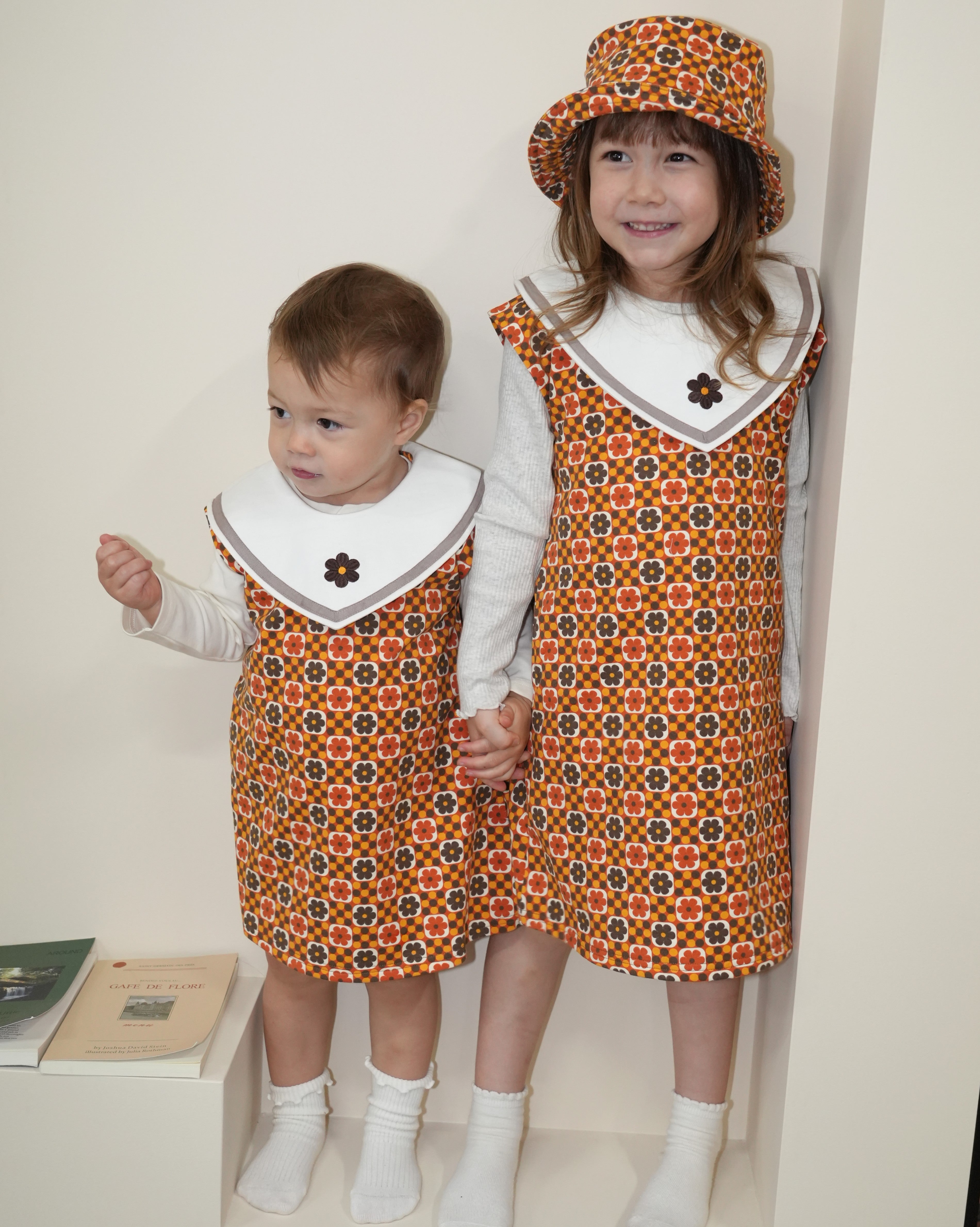 Retro Dot Flower Sleeveless Dress [110303]