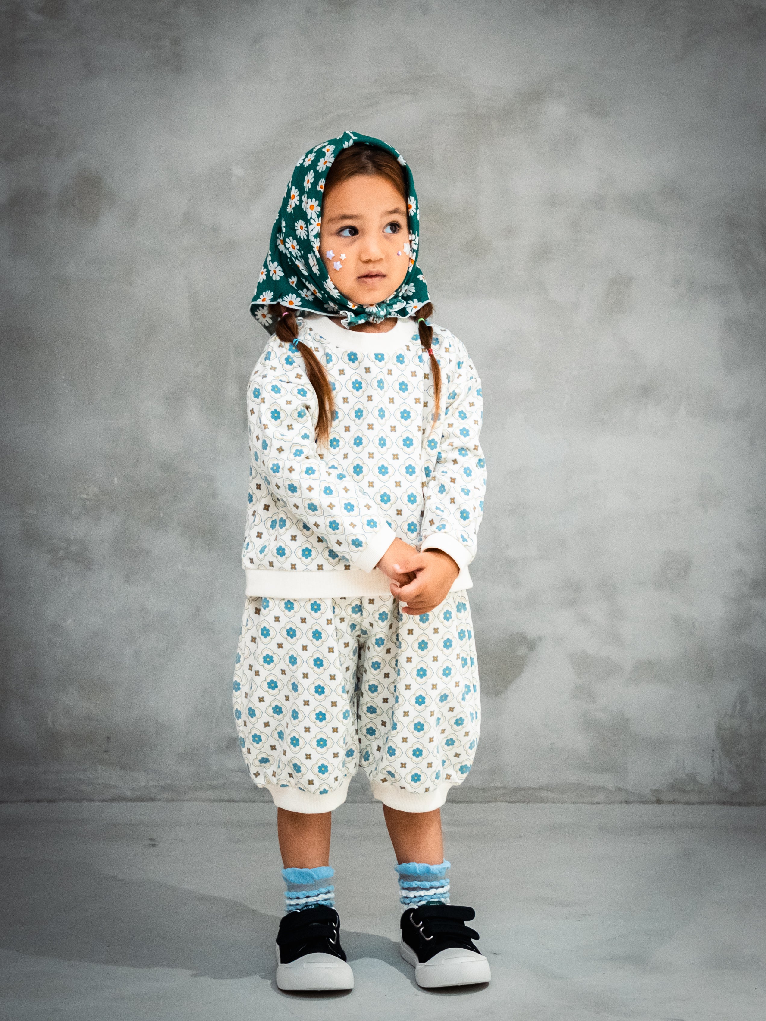 (Pre-order) Vintage Tile Pattern Sweatshirt [110095] (Blue) 