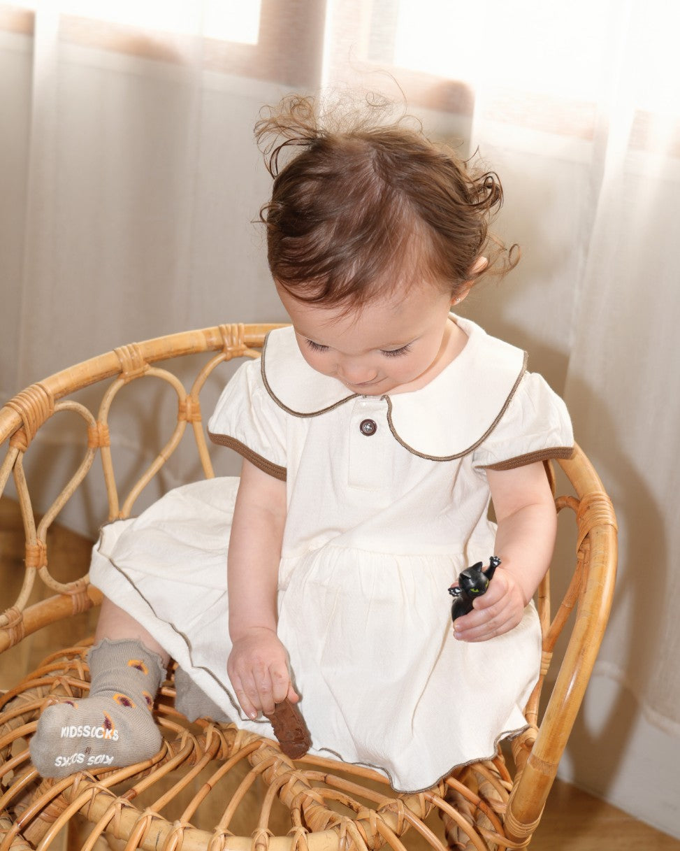 Bicolor Round Collar Skirt Rompers
【110238】