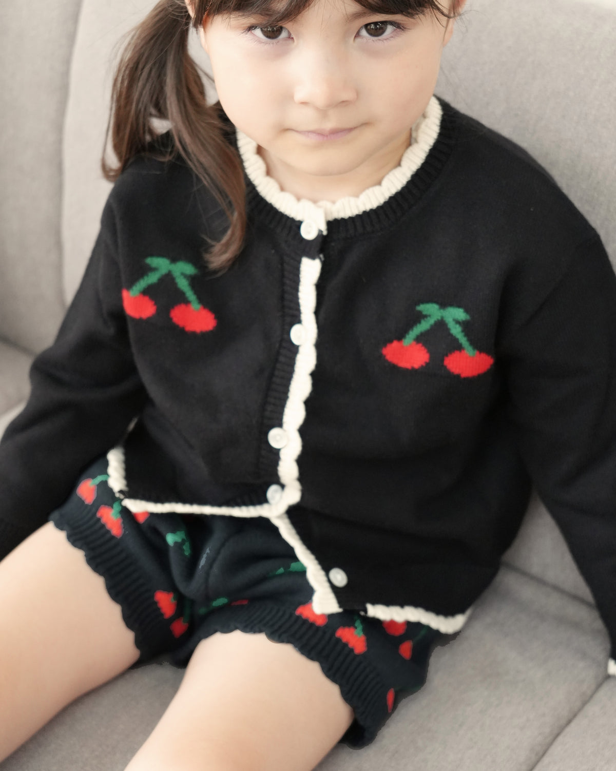 [110359] (black) Cherry Knit Cardigan
