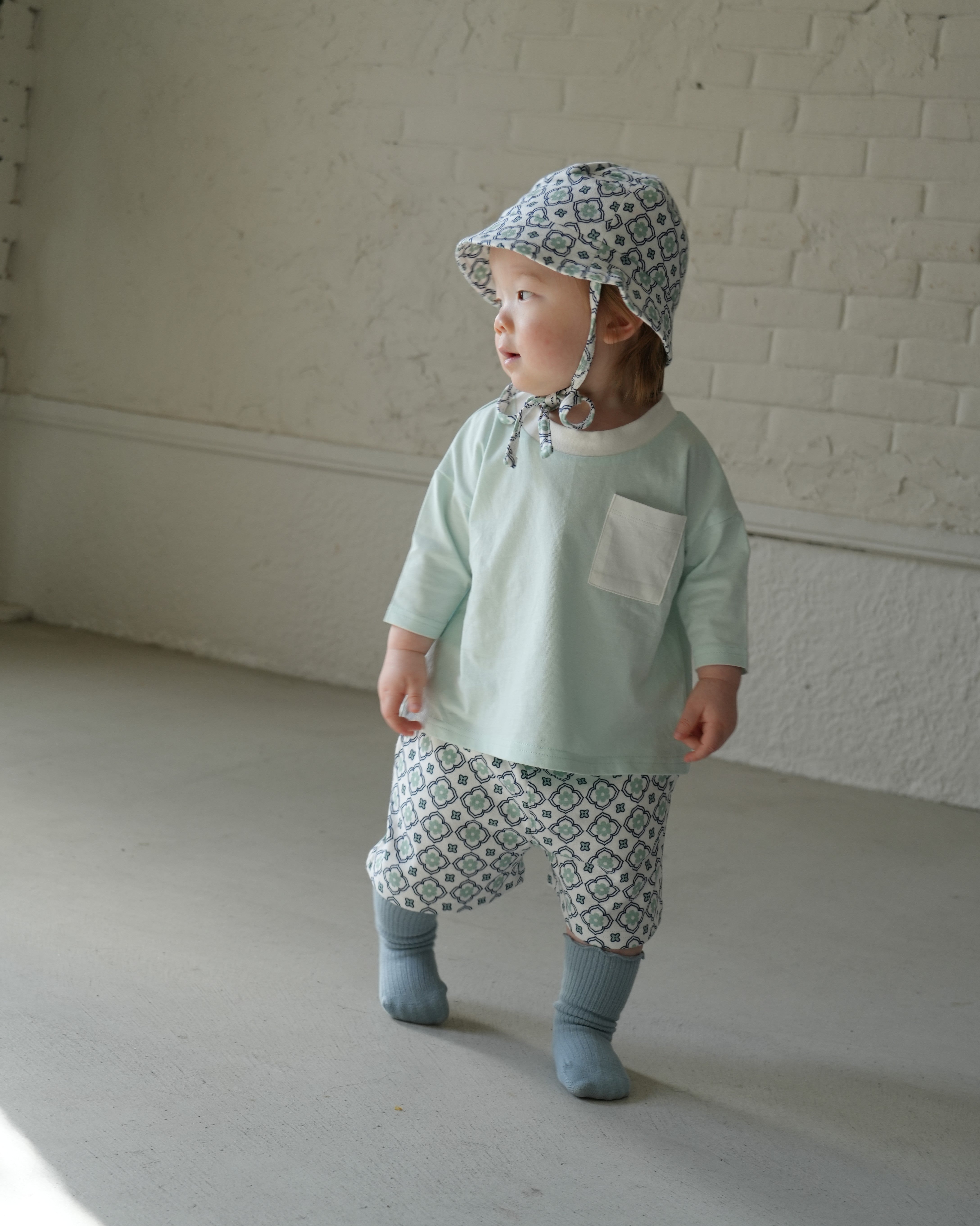 3/4 Sleeve T-Shirt + Vintage Tile Pattern Pants Set【110111】