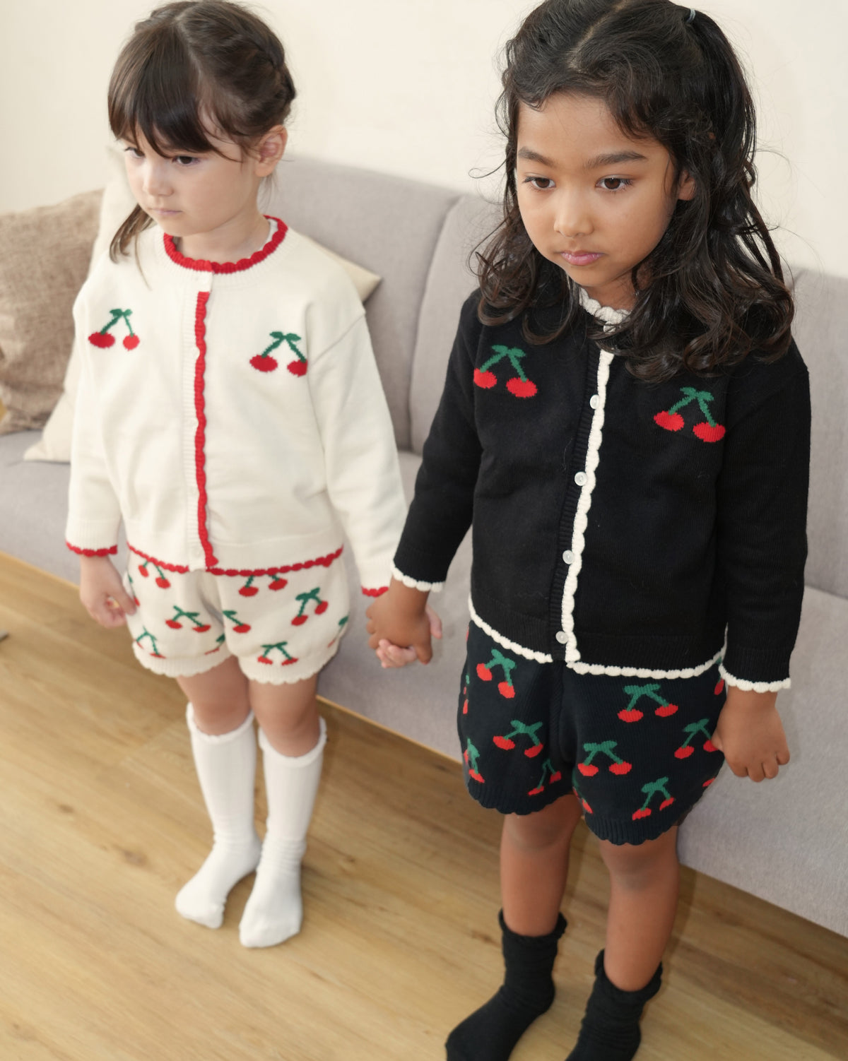 [110359] (black) Cherry Knit Cardigan
